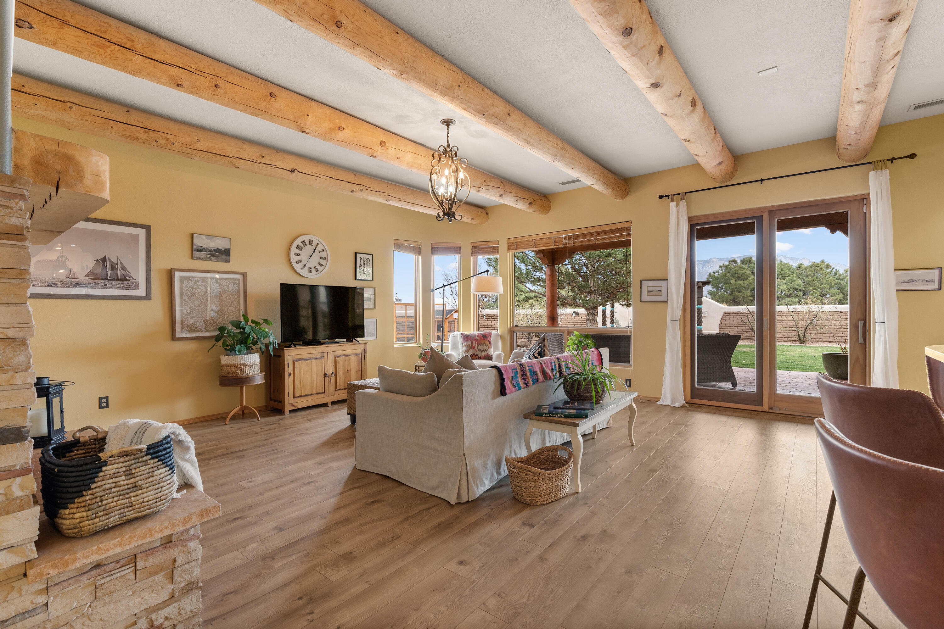 5 EL DORADO Court