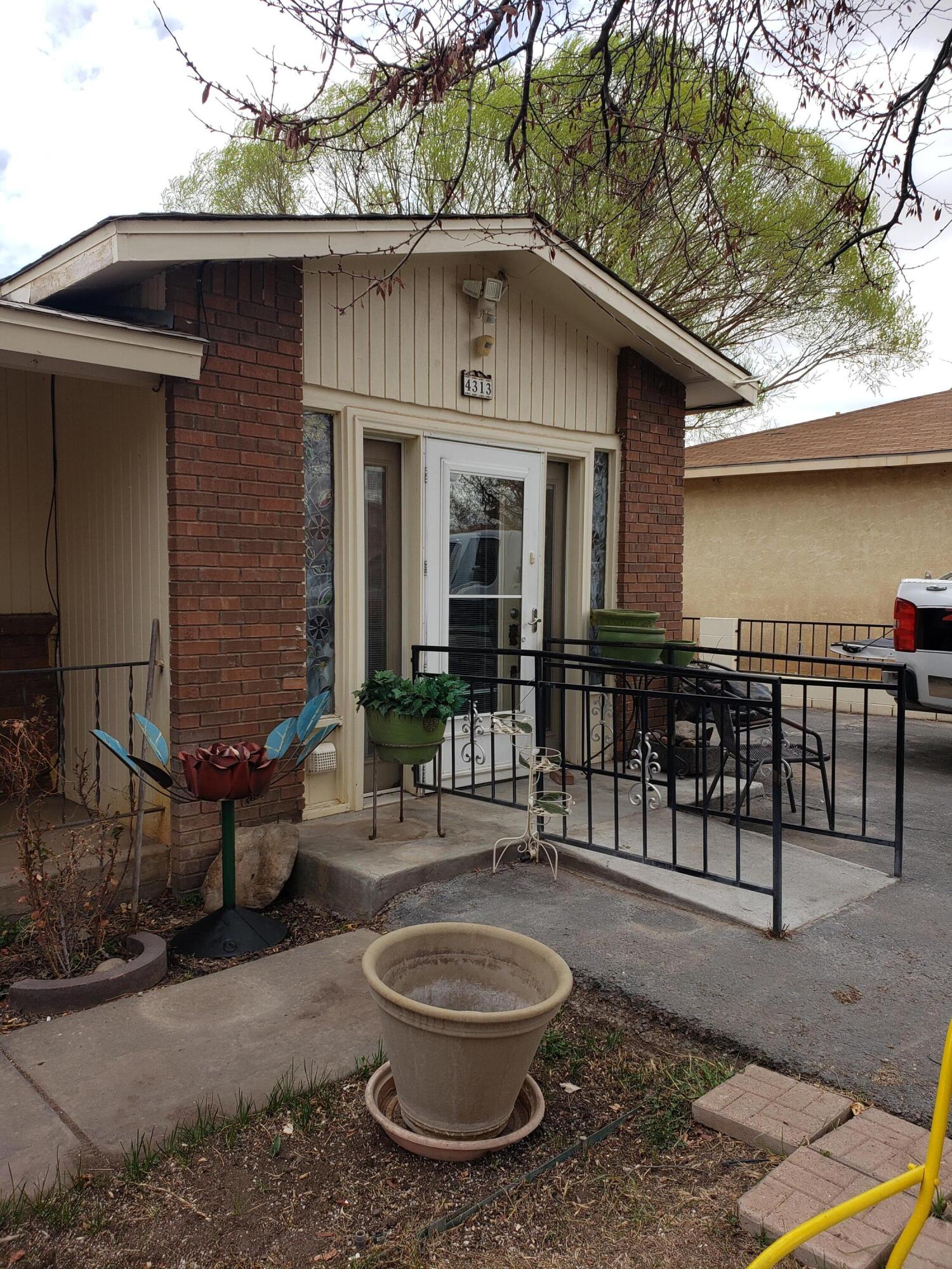 4313 Nicole Court SW