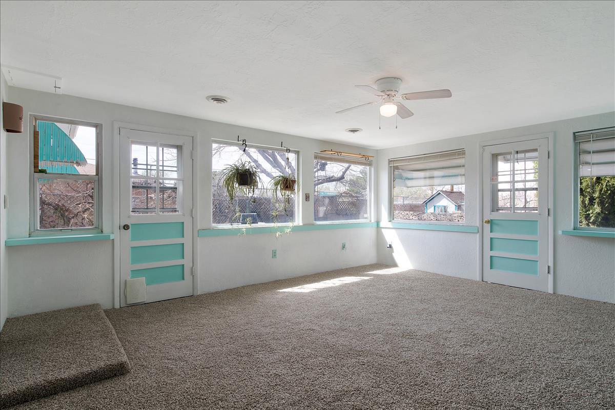 2807 Aliso Drive NE