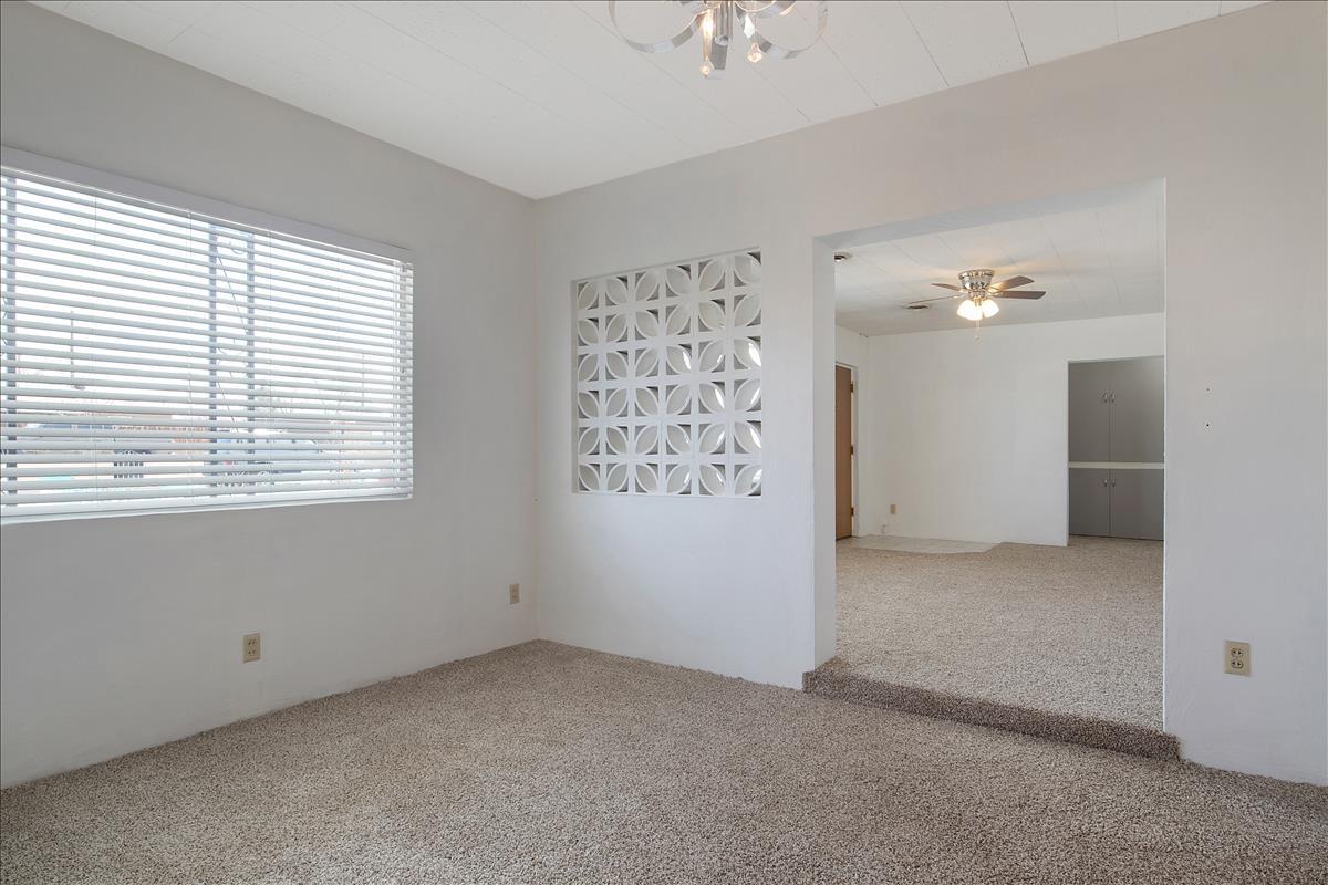 2807 Aliso Drive NE
