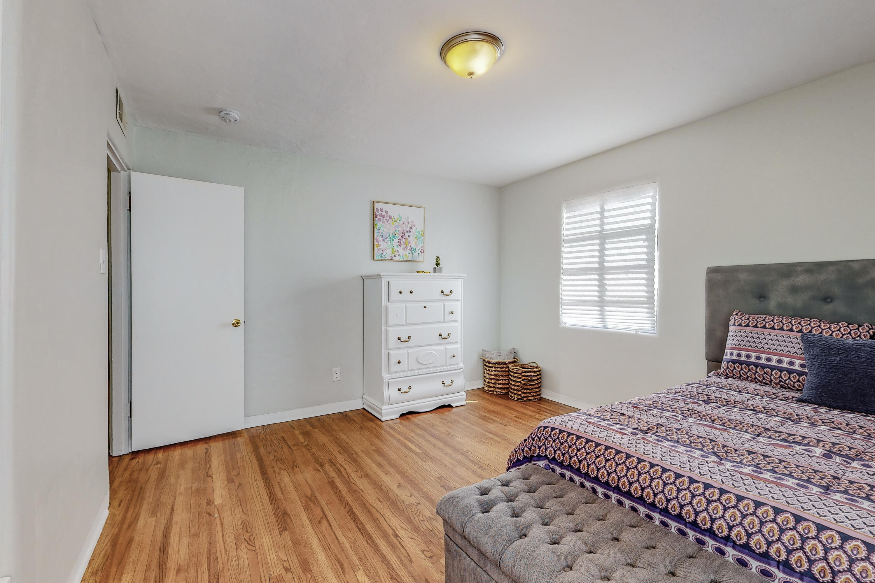 601 CARDENAS Drive SE