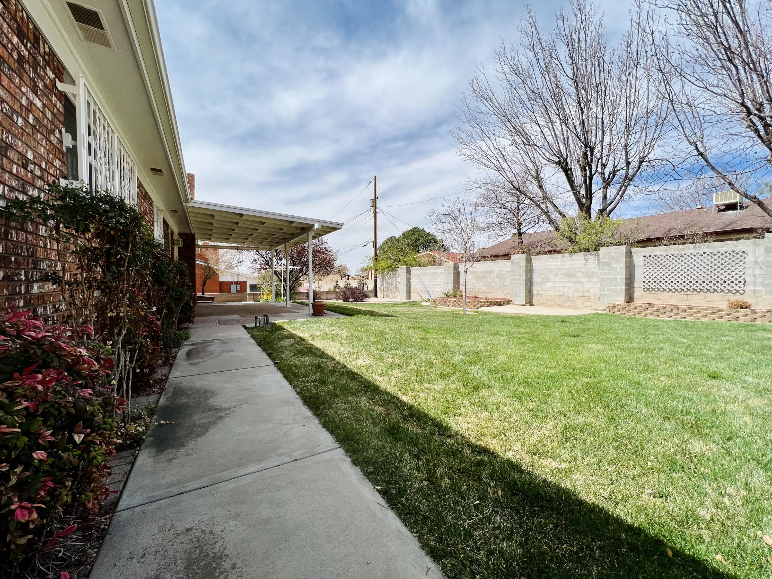 12509 LOYOLA Avenue NE