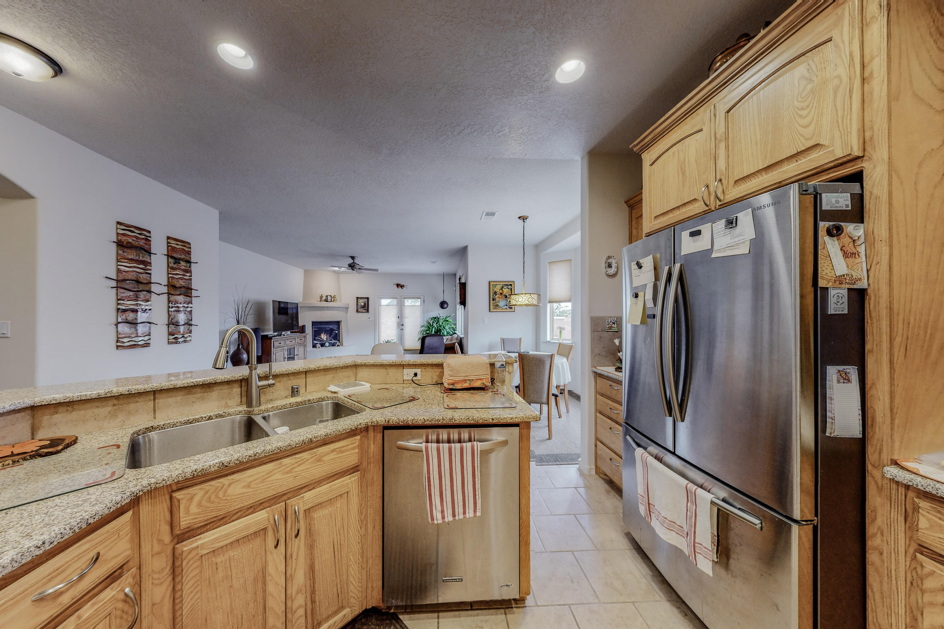 2828 SICOMORO Lane SE