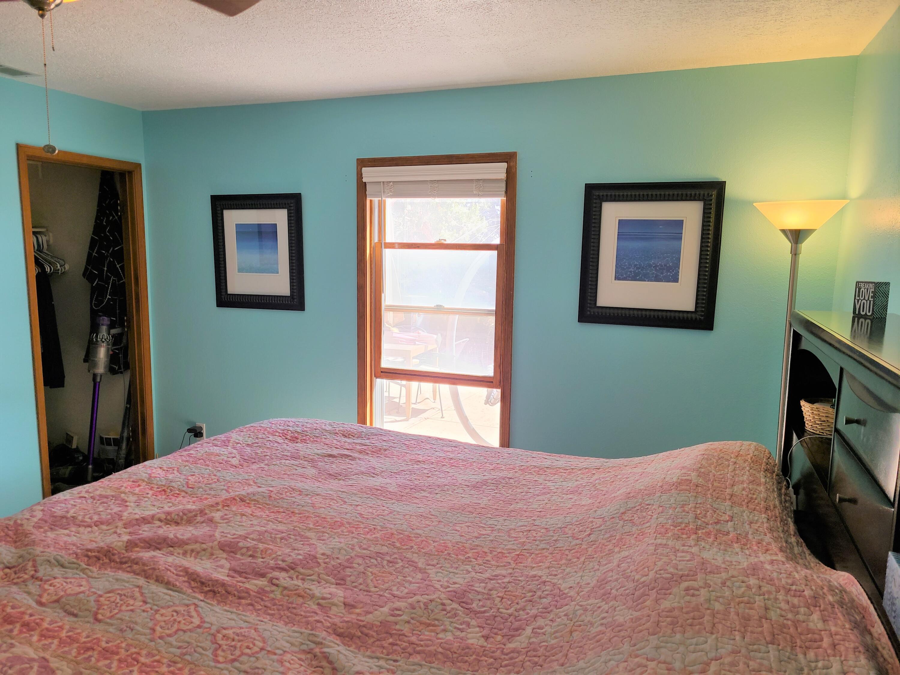 1420 33RD Circle SE