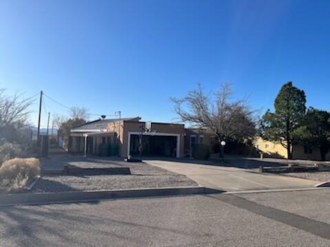1420 33RD Circle SE