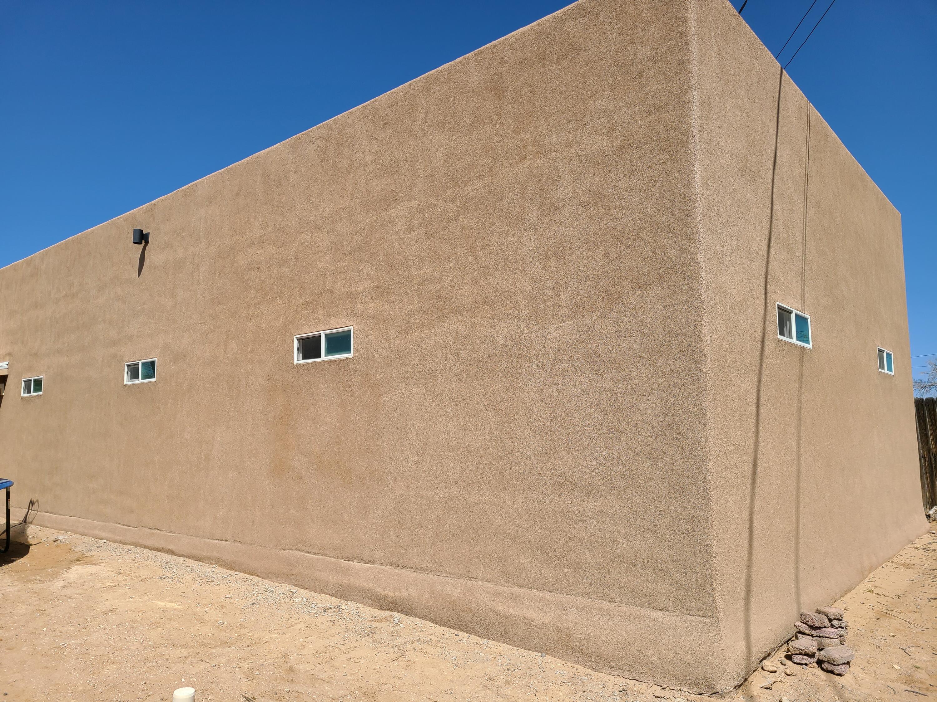 1420 33RD Circle SE
