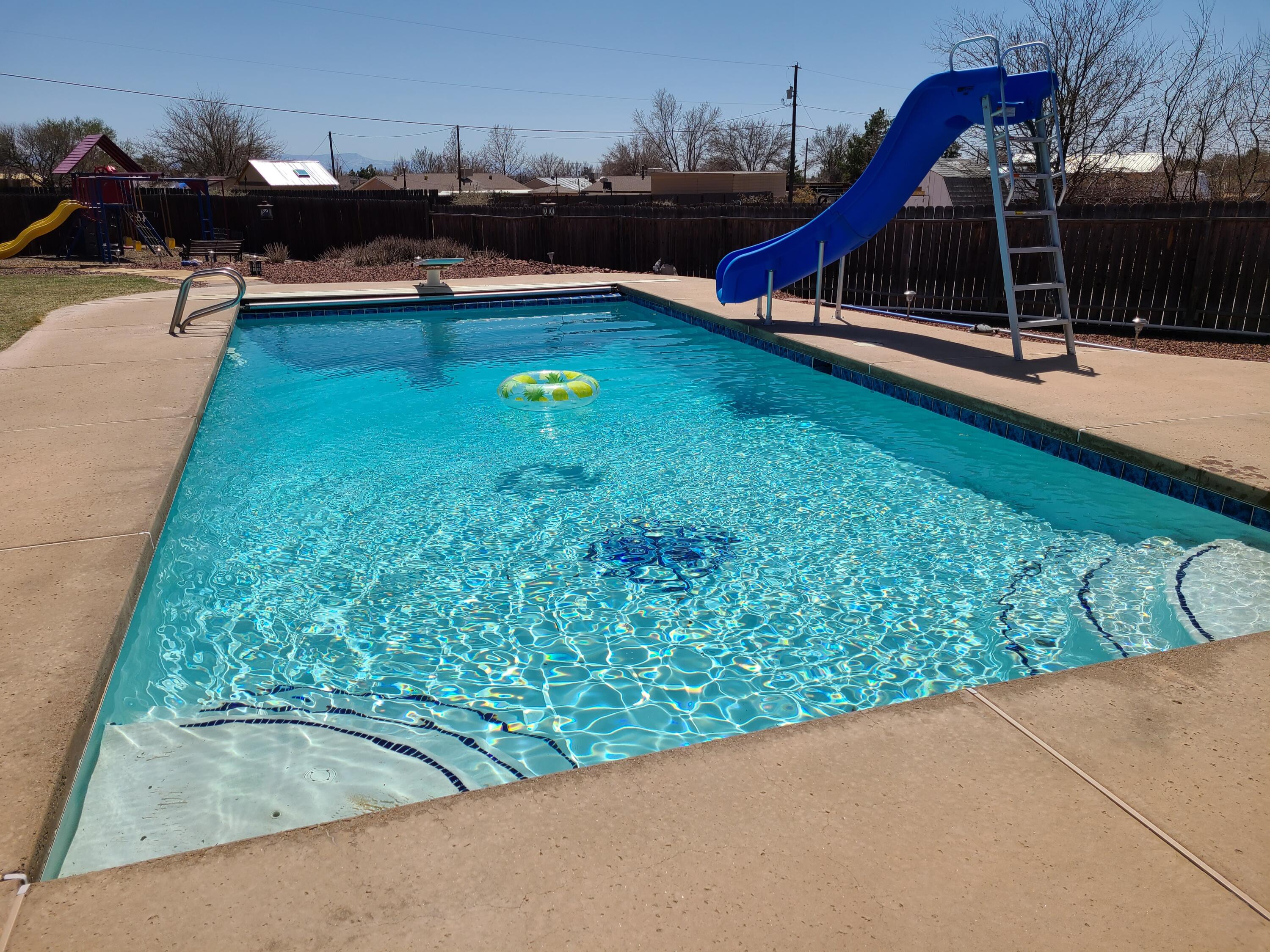 1420 33RD Circle SE