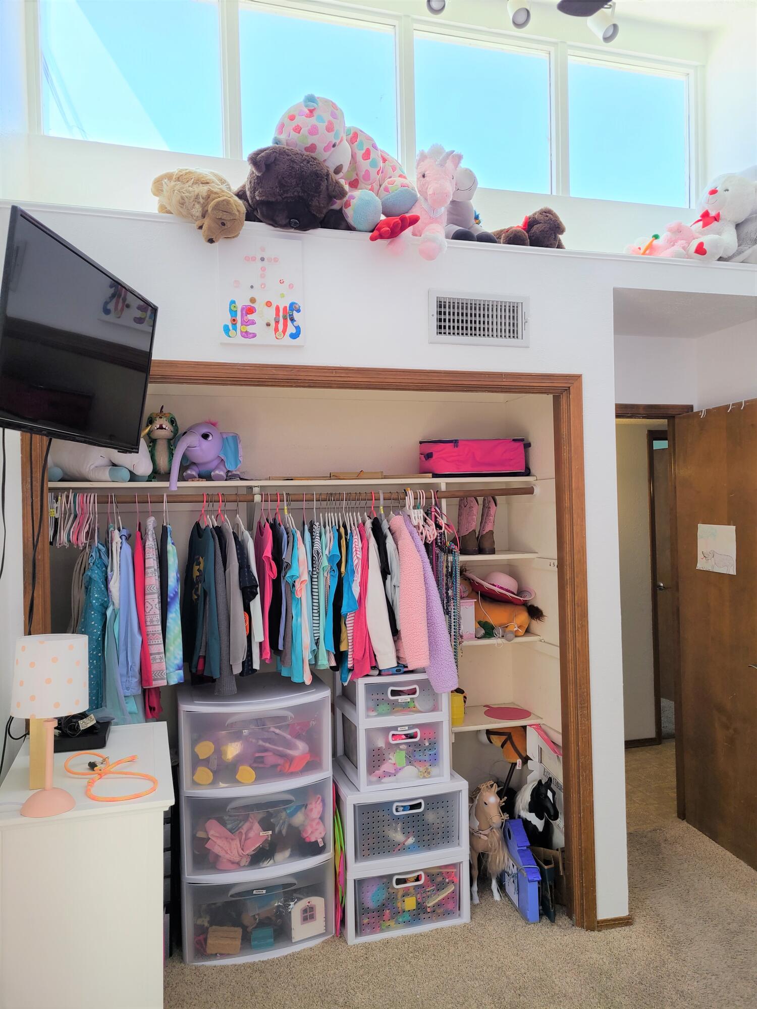 1420 33RD Circle SE