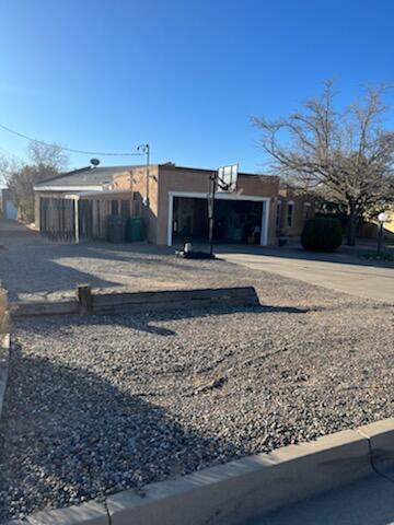 1420 33RD Circle SE