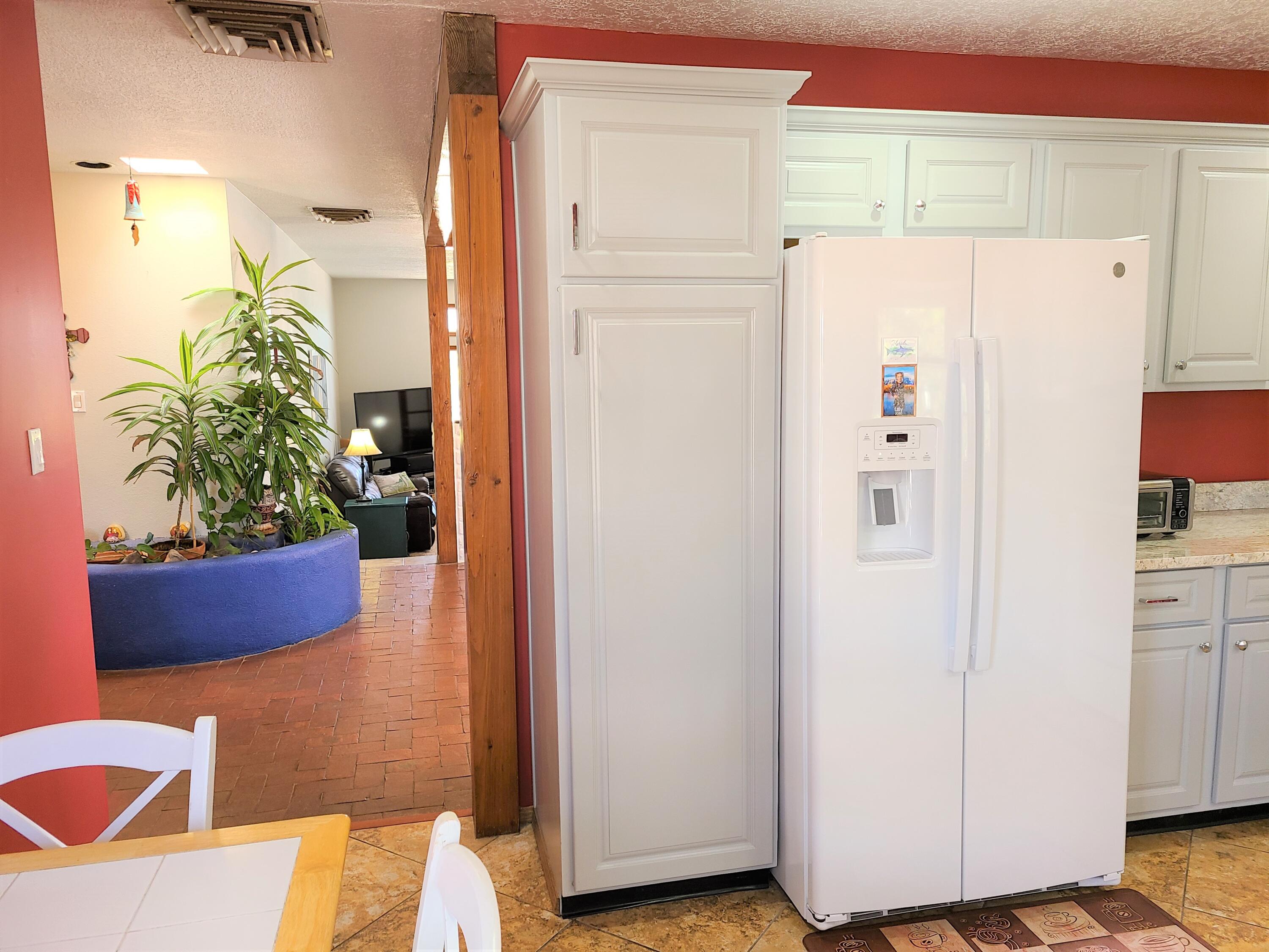 1420 33RD Circle SE