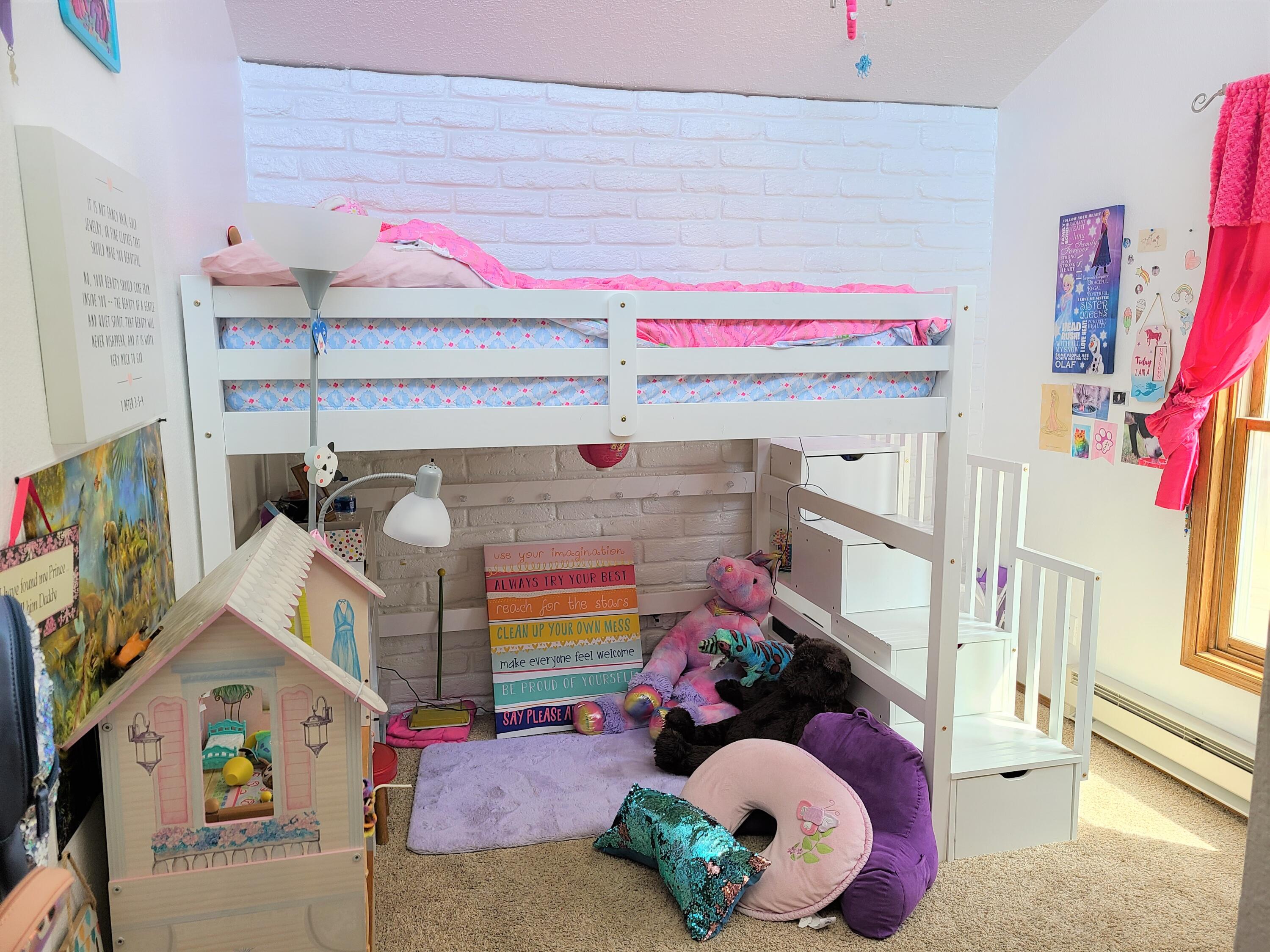1420 33RD Circle SE