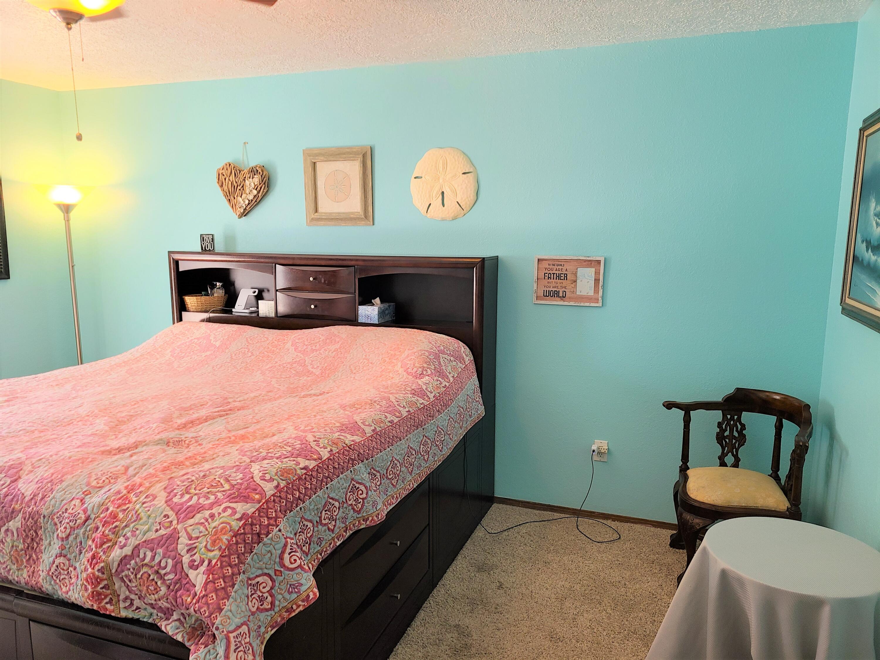 1420 33RD Circle SE