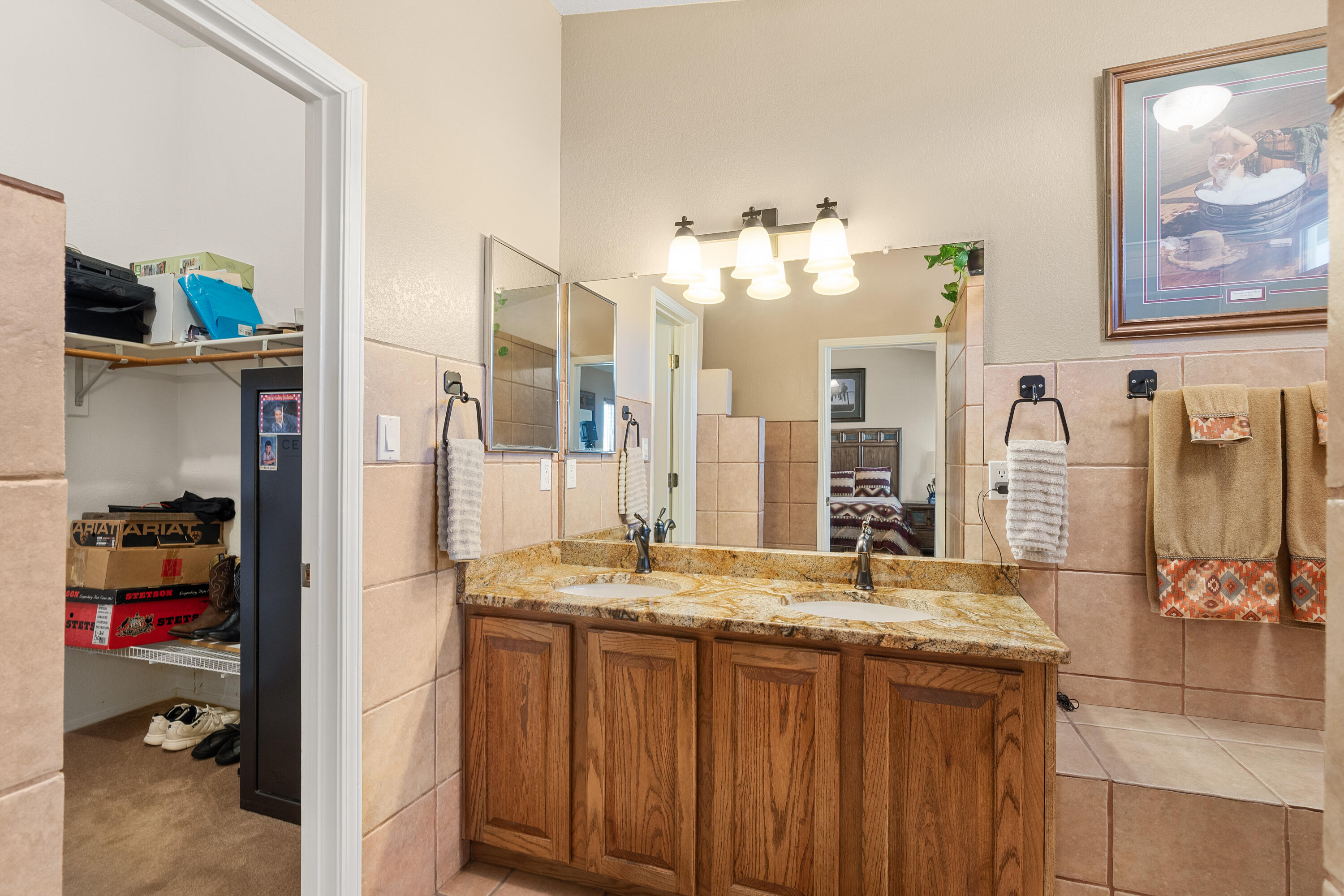 1305 SUMMERFIELD Place SW