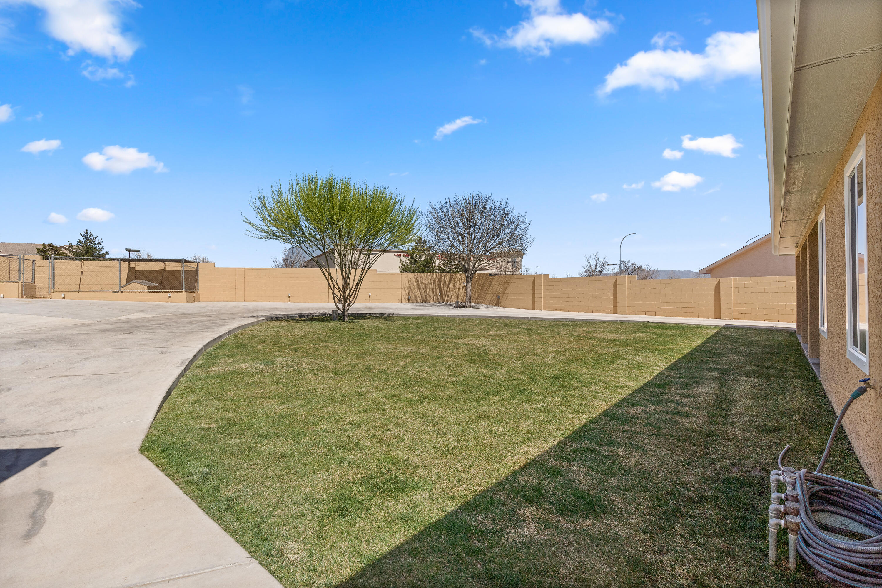 1305 SUMMERFIELD Place SW