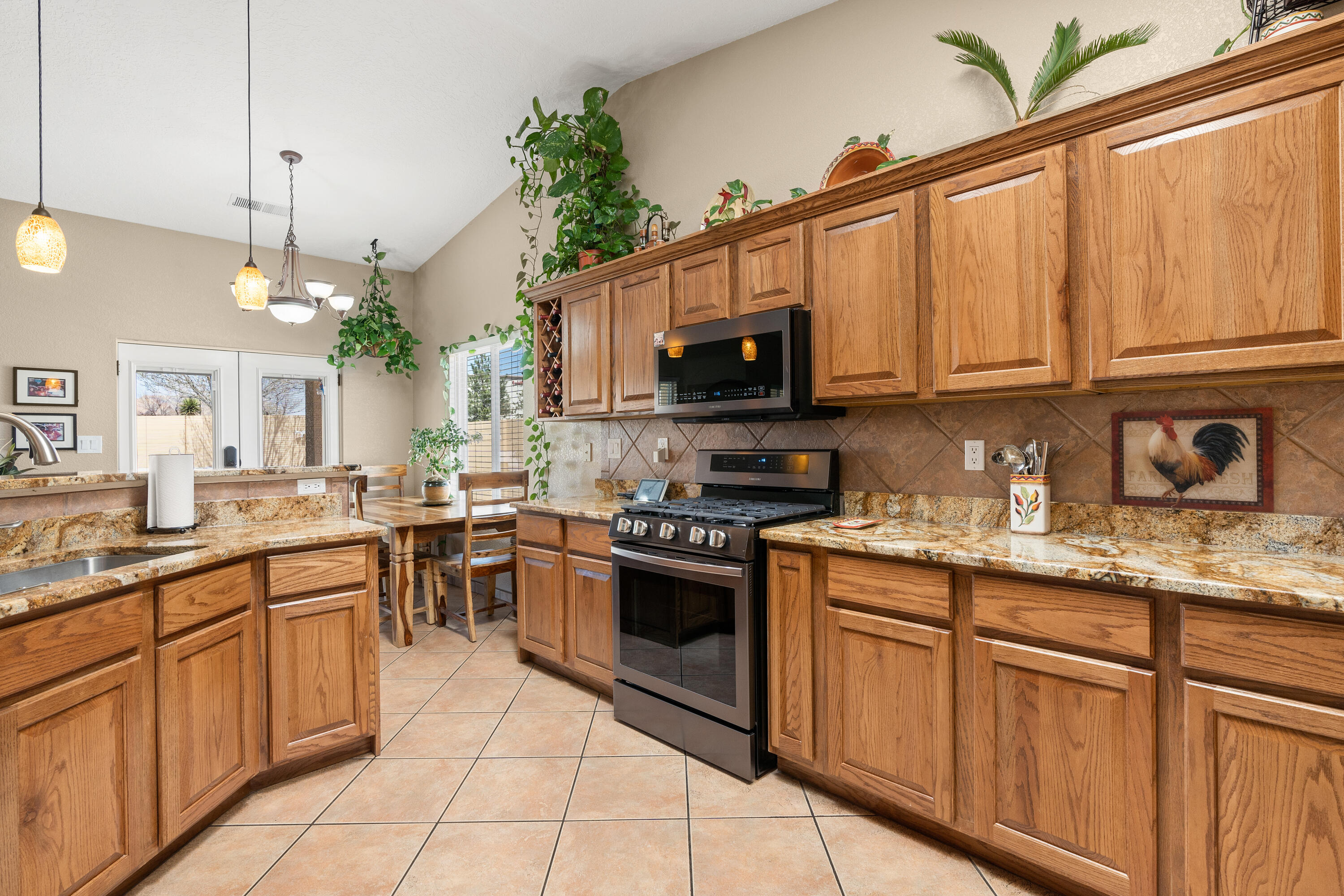 1305 SUMMERFIELD Place SW