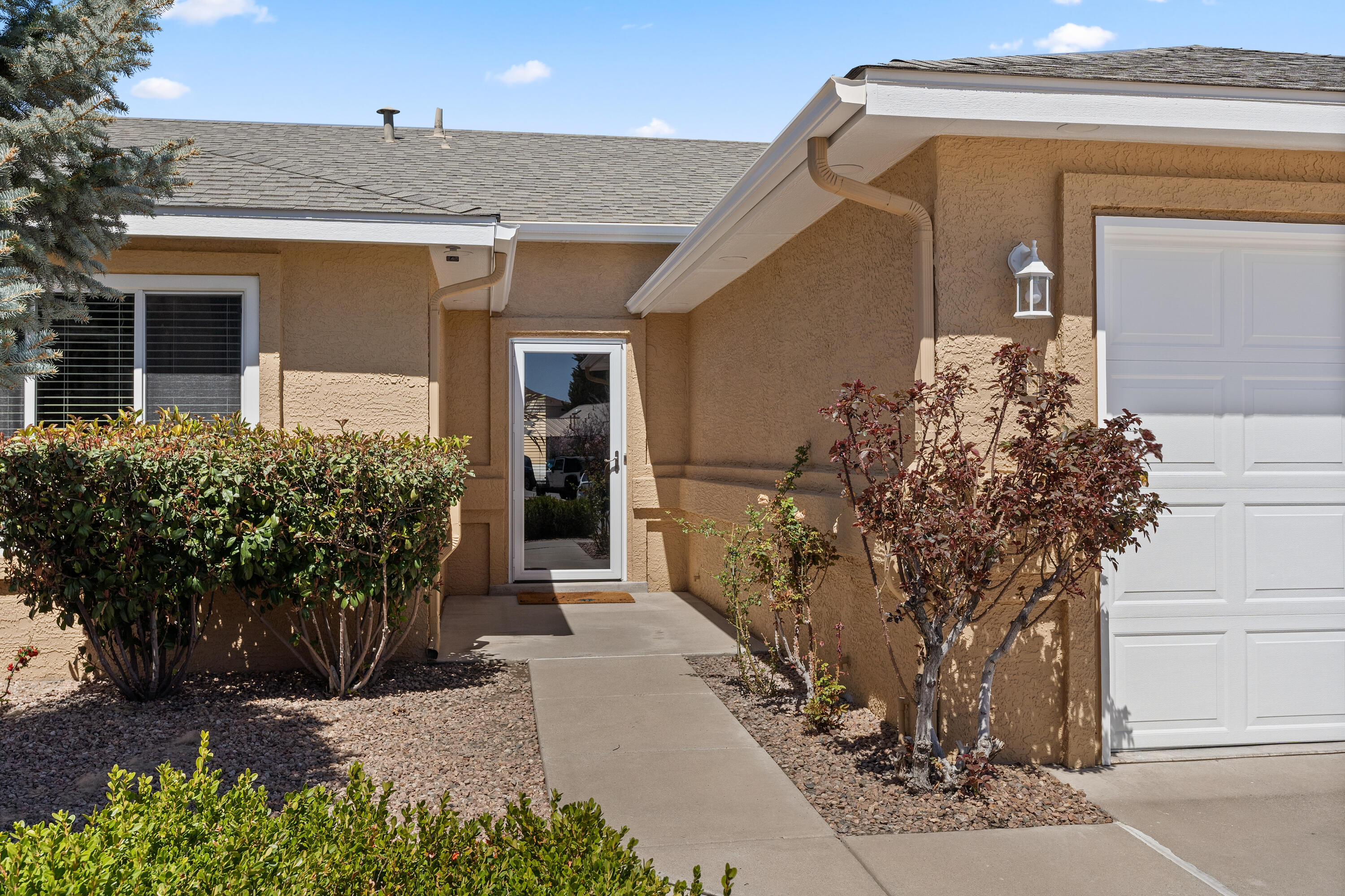 1305 SUMMERFIELD Place SW