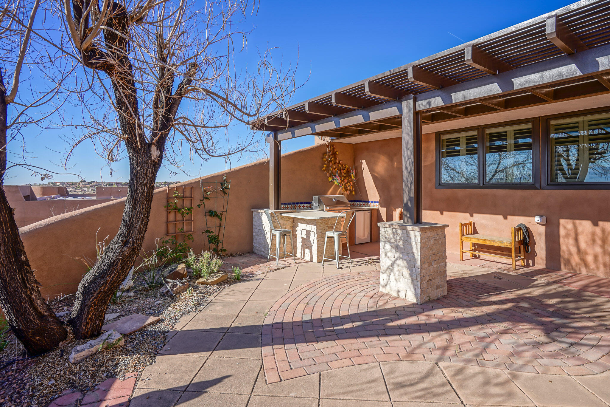 10 Wind Road NW