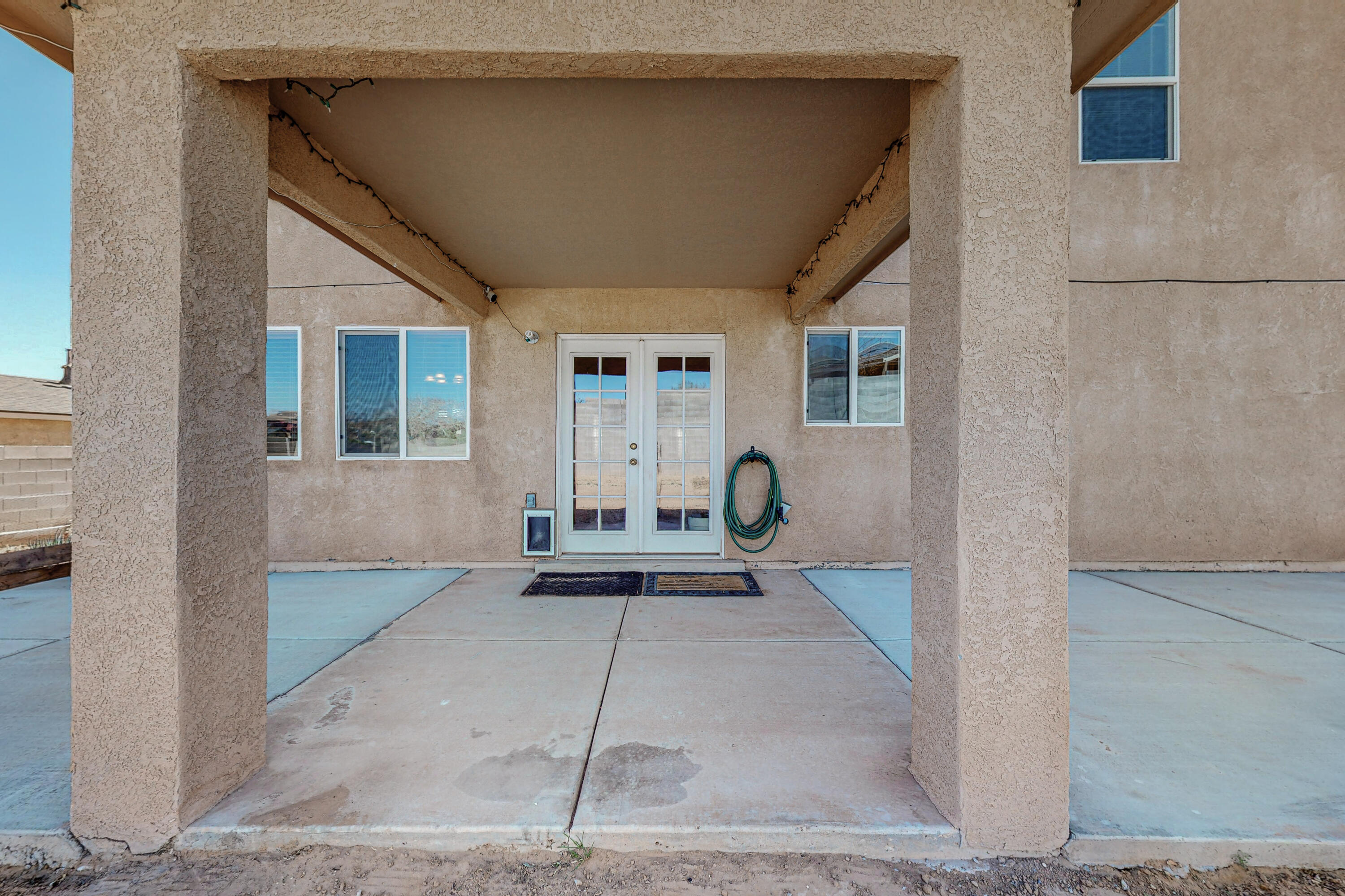 6129 CHACO CANYON Drive NE