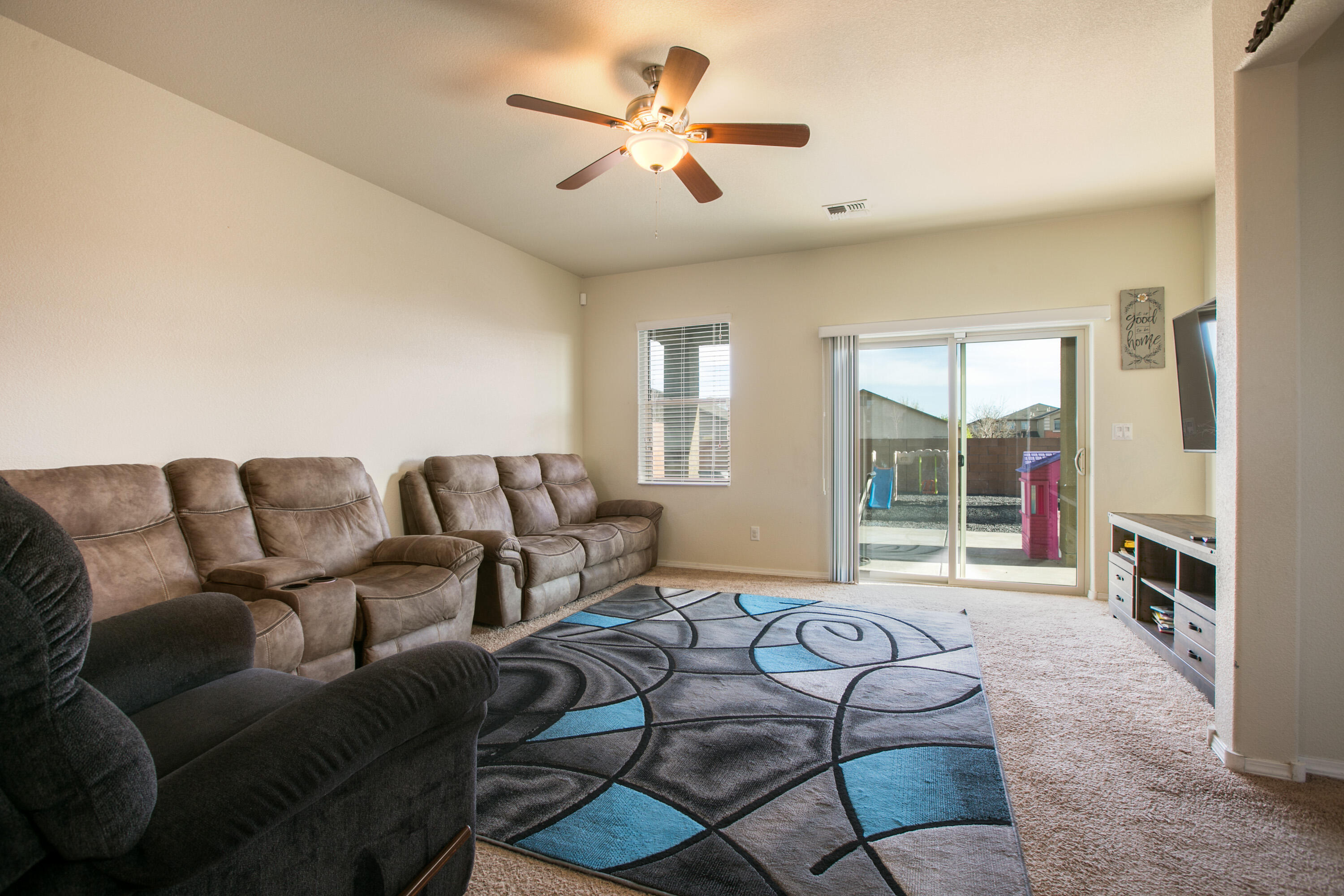 9819 ARTEMSIA Avenue SW