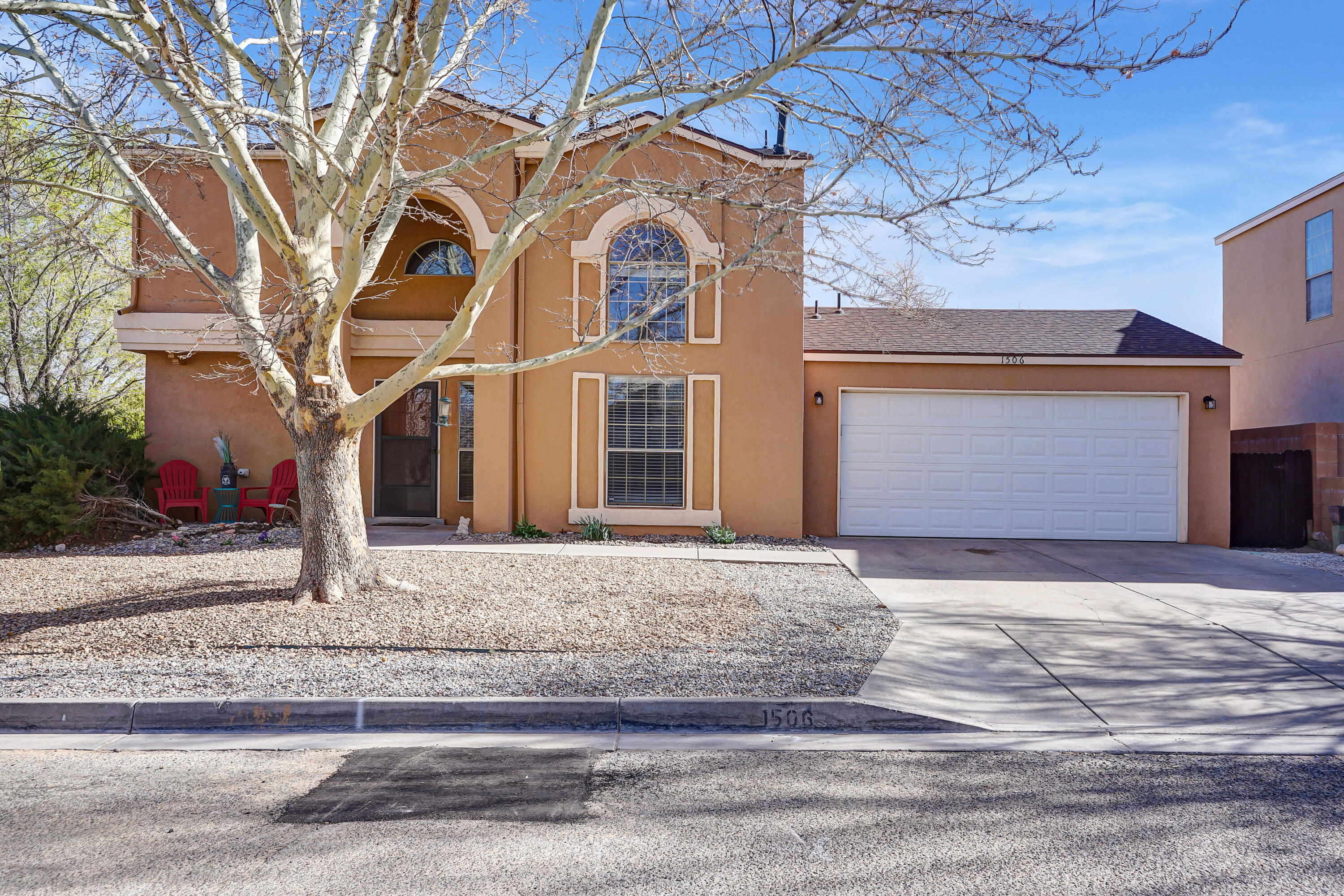1506 GOLDEN EYE Loop NE