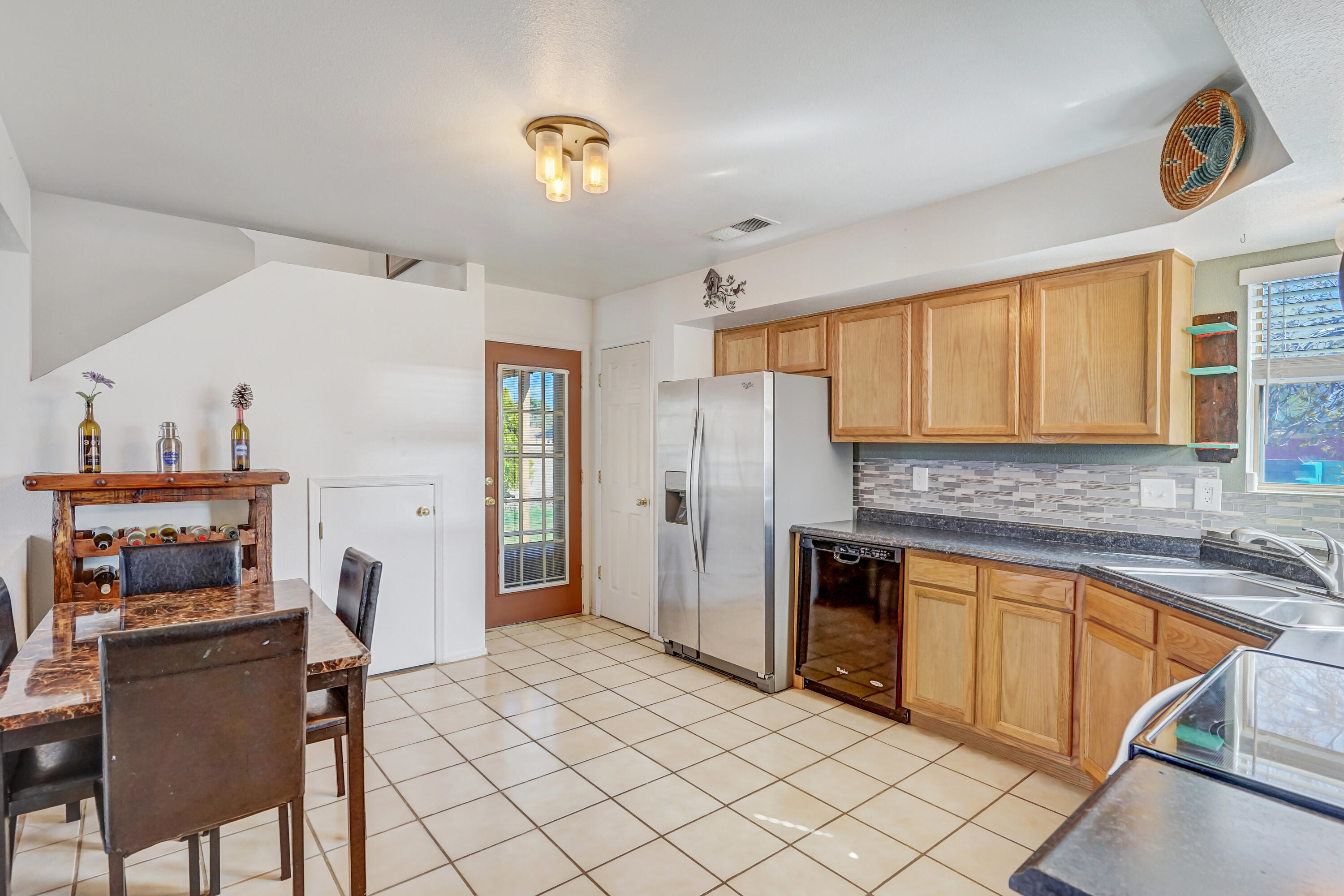 1506 GOLDEN EYE Loop NE