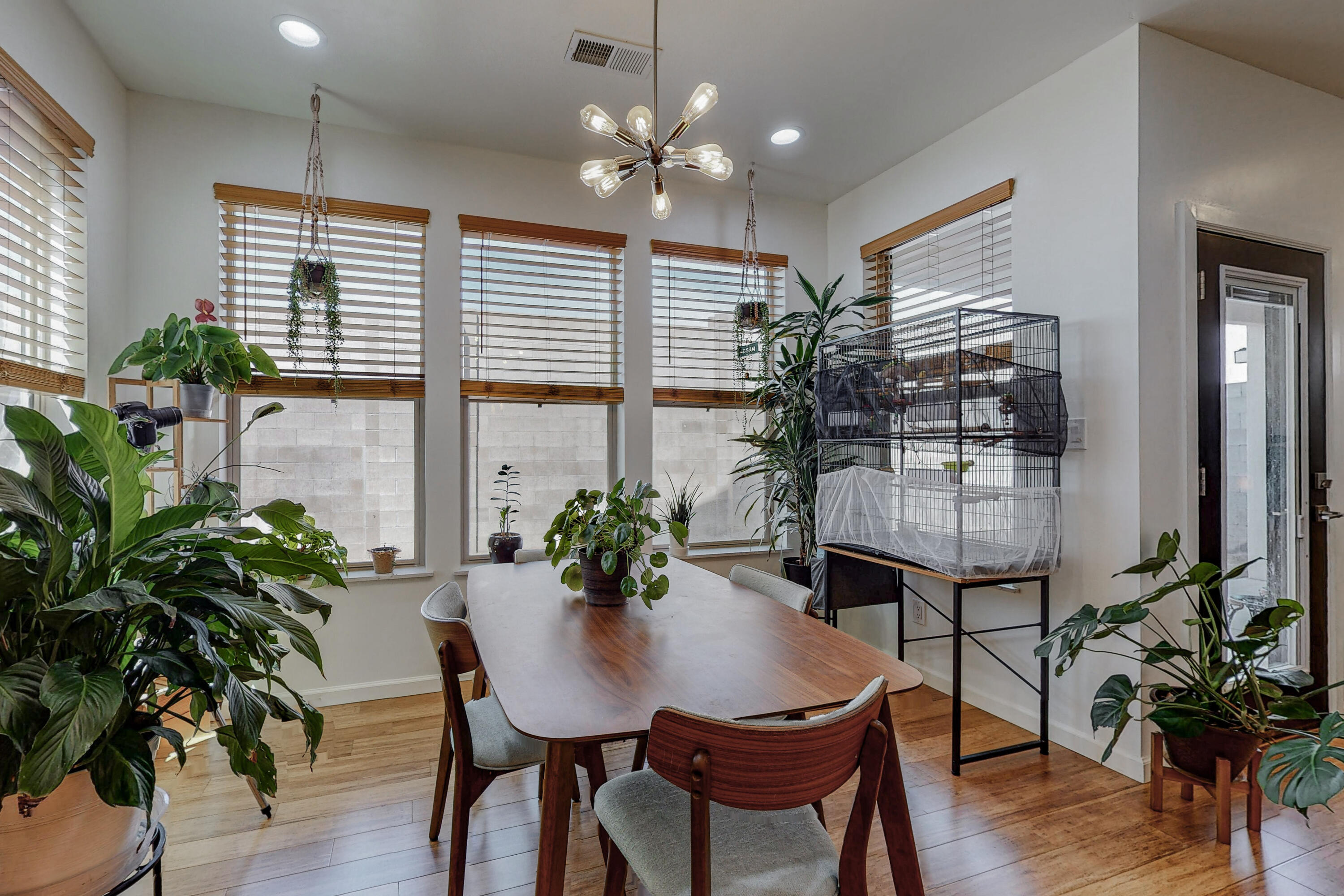 109 LANIER Drive SE
