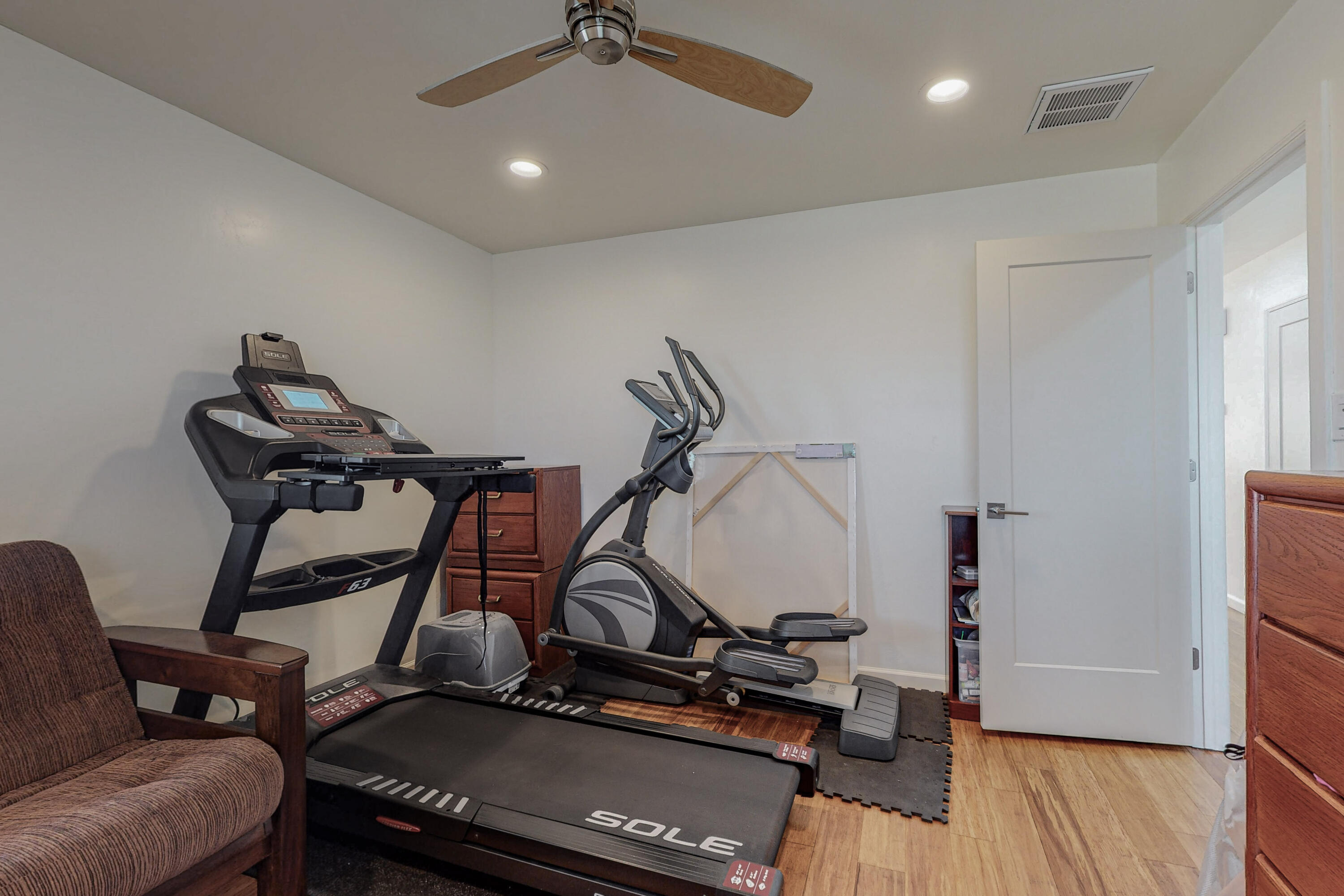 109 LANIER Drive SE