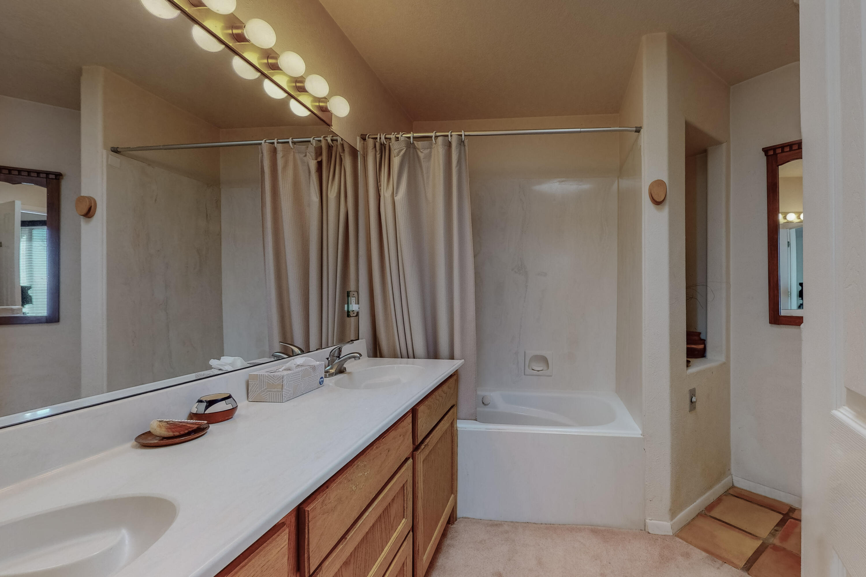 1060 Mesa Loop