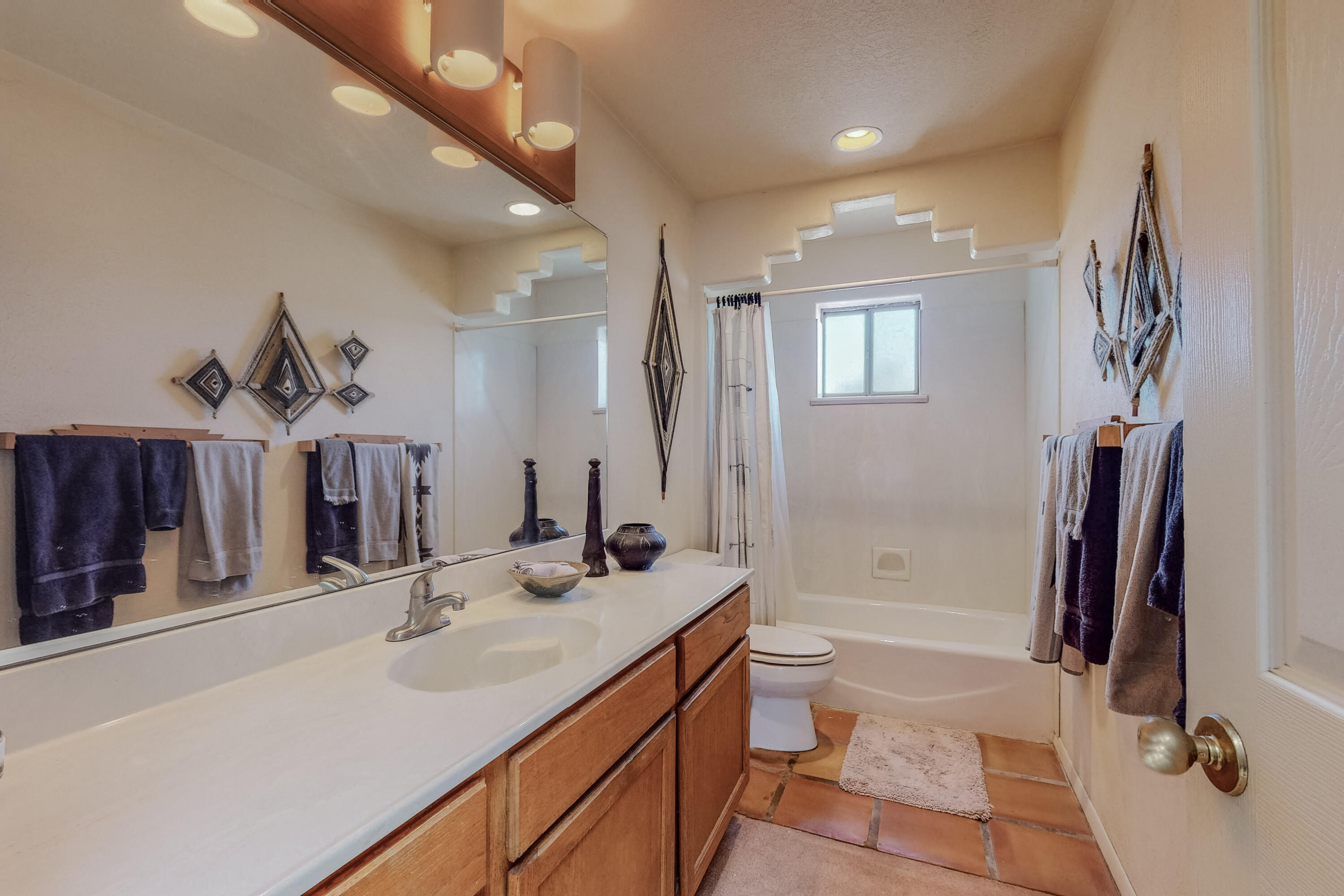 1060 Mesa Loop