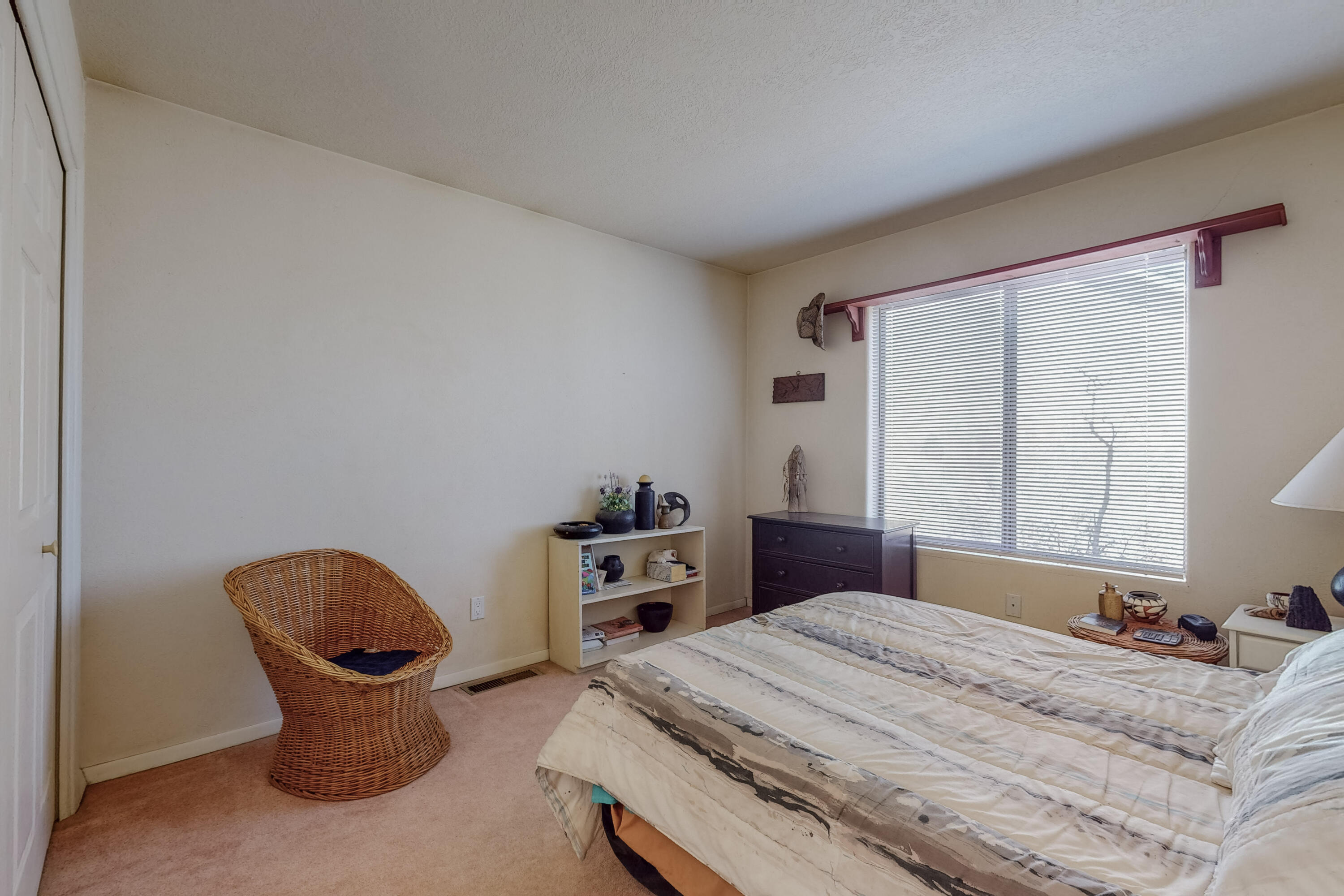 1060 Mesa Loop