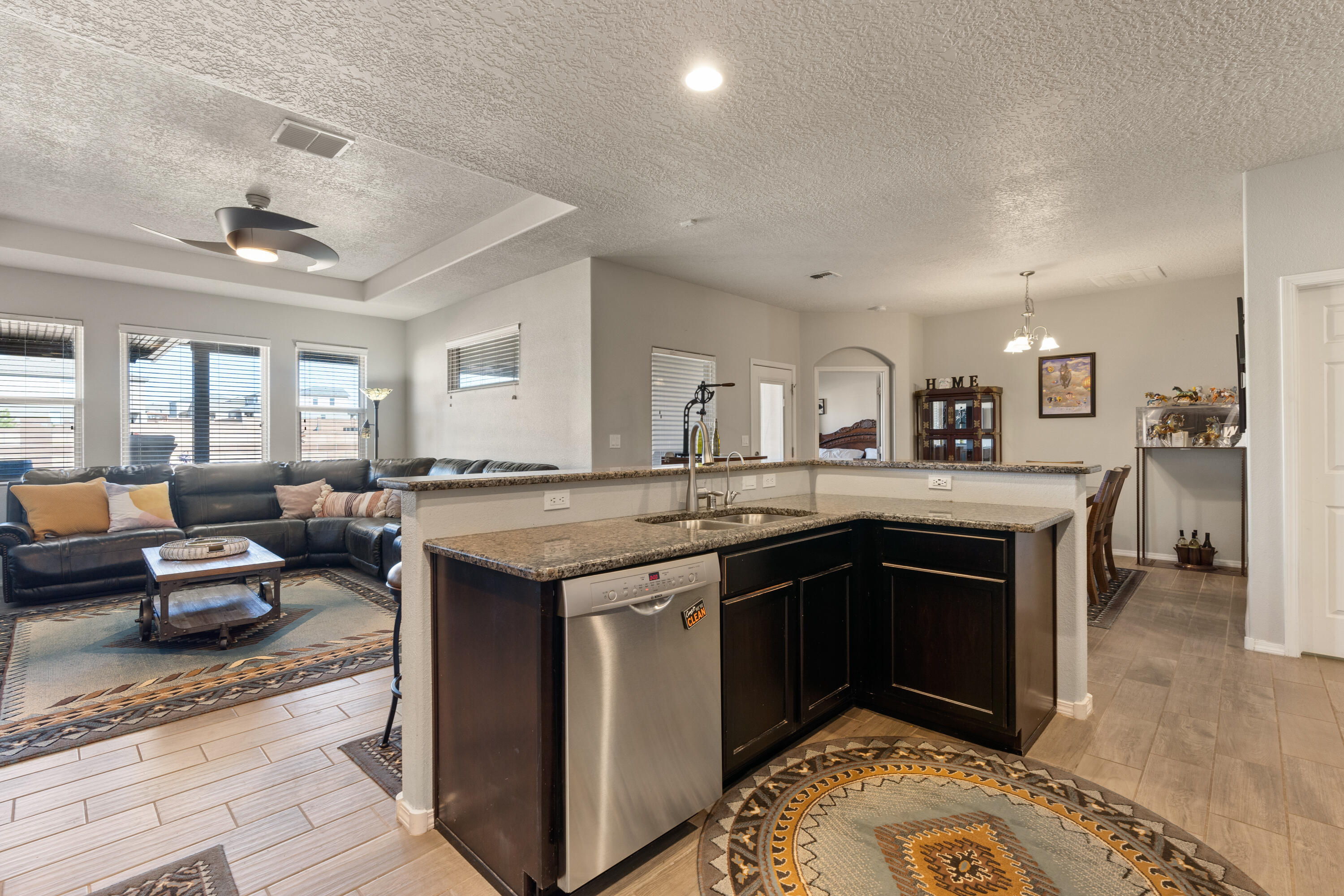 6721 MOUNTAIN HAWK Loop NE