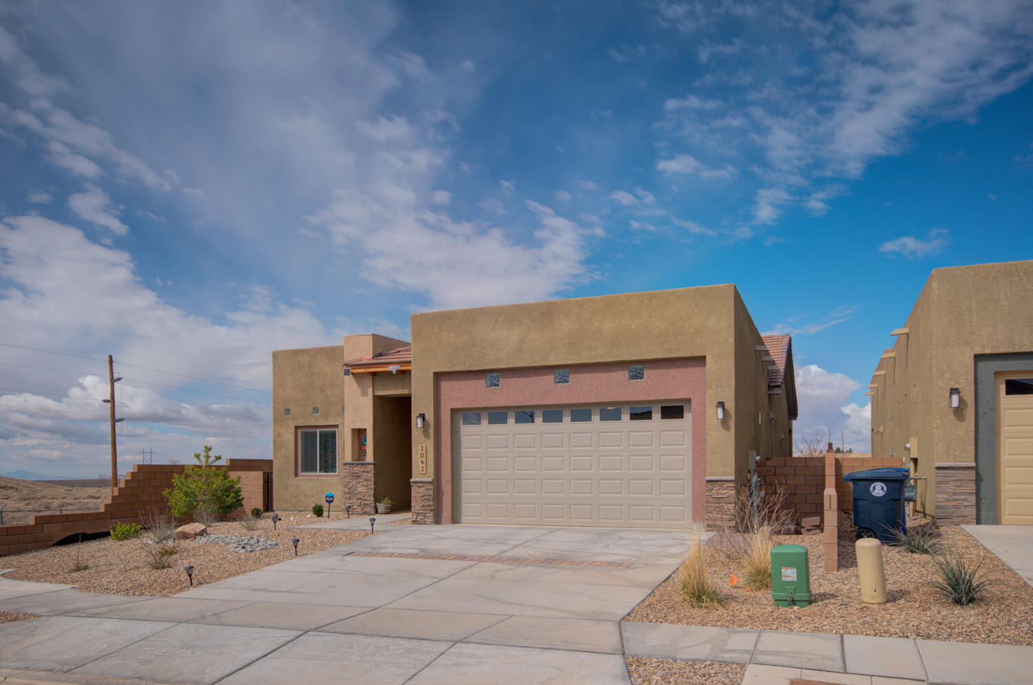 2043 COUGAR RUN Court SE