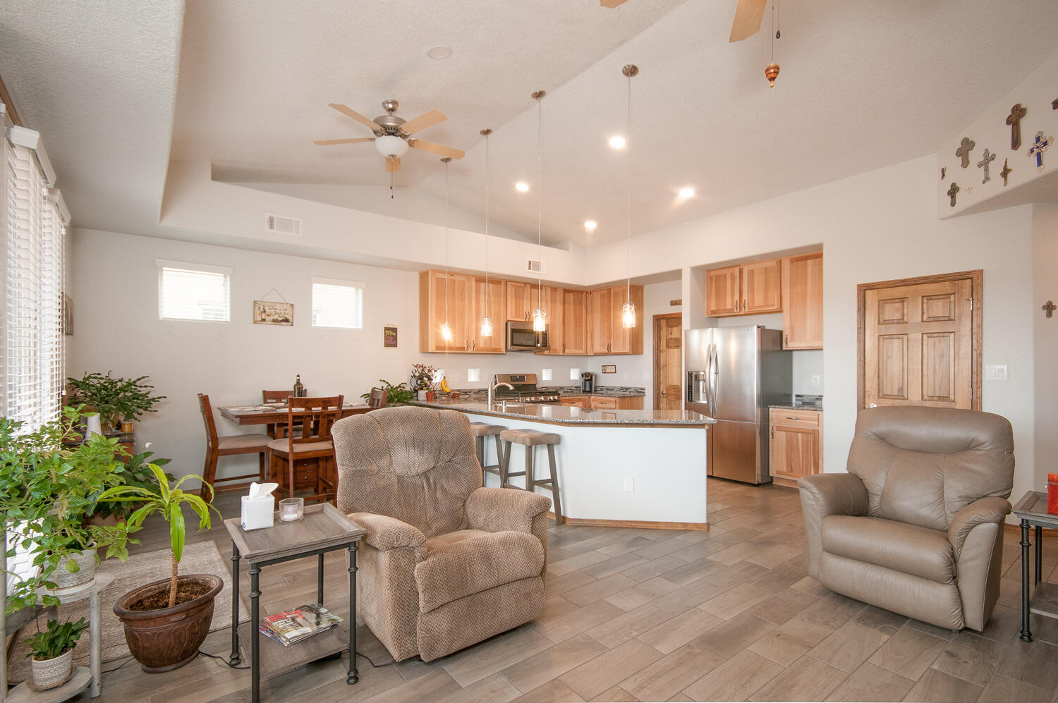 2043 COUGAR RUN Court SE