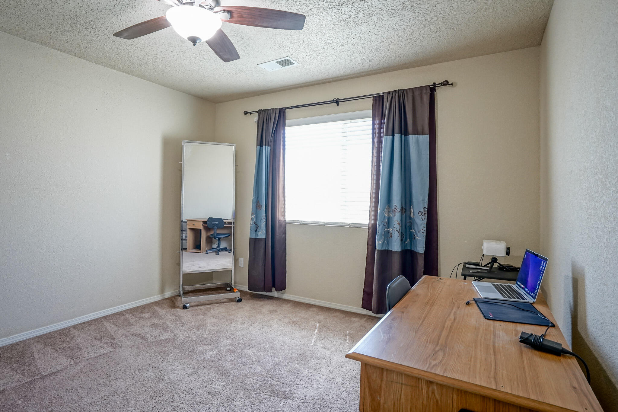 2562 CERRO PARRIDO Road SE