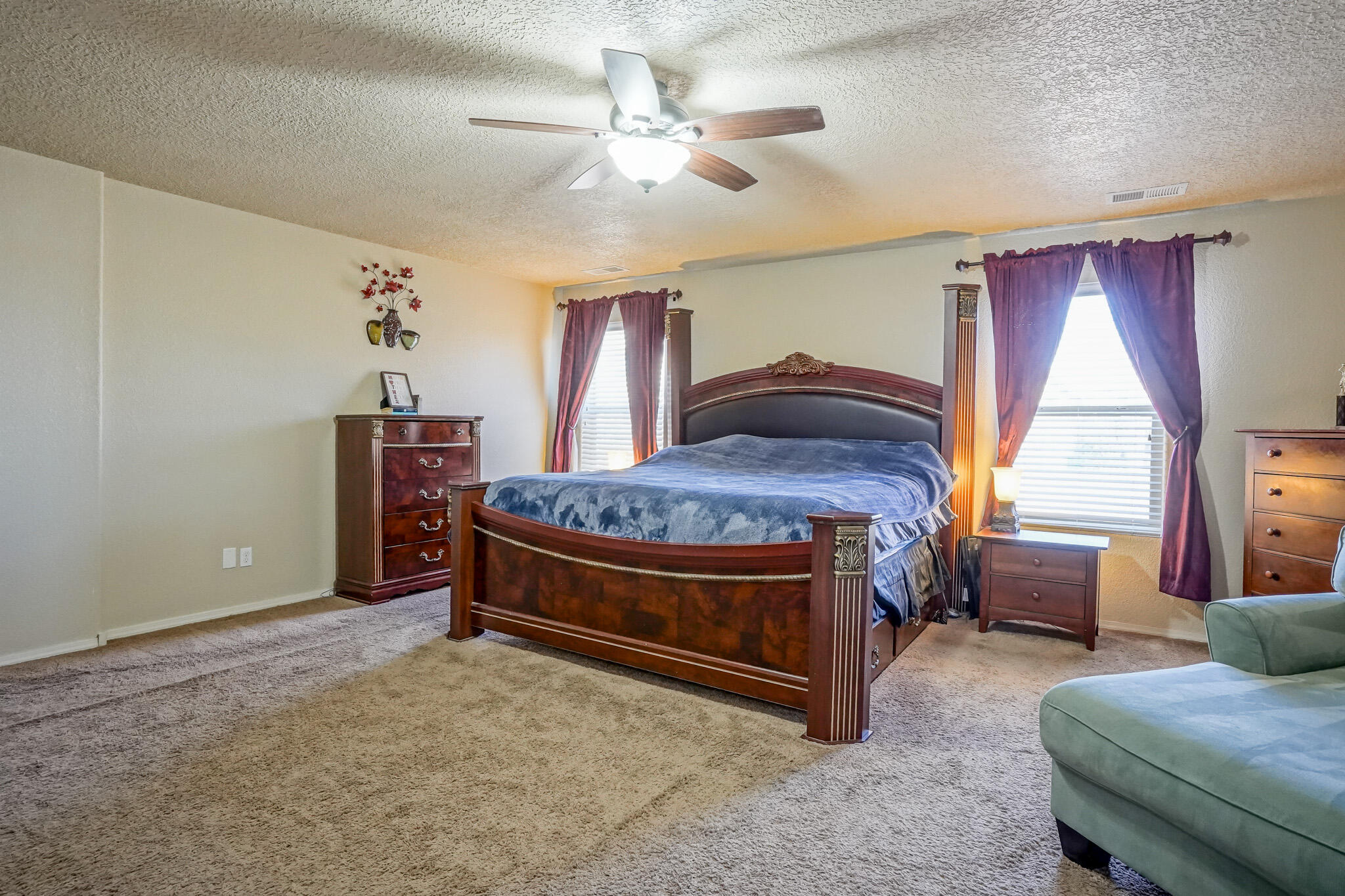 2562 CERRO PARRIDO Road SE