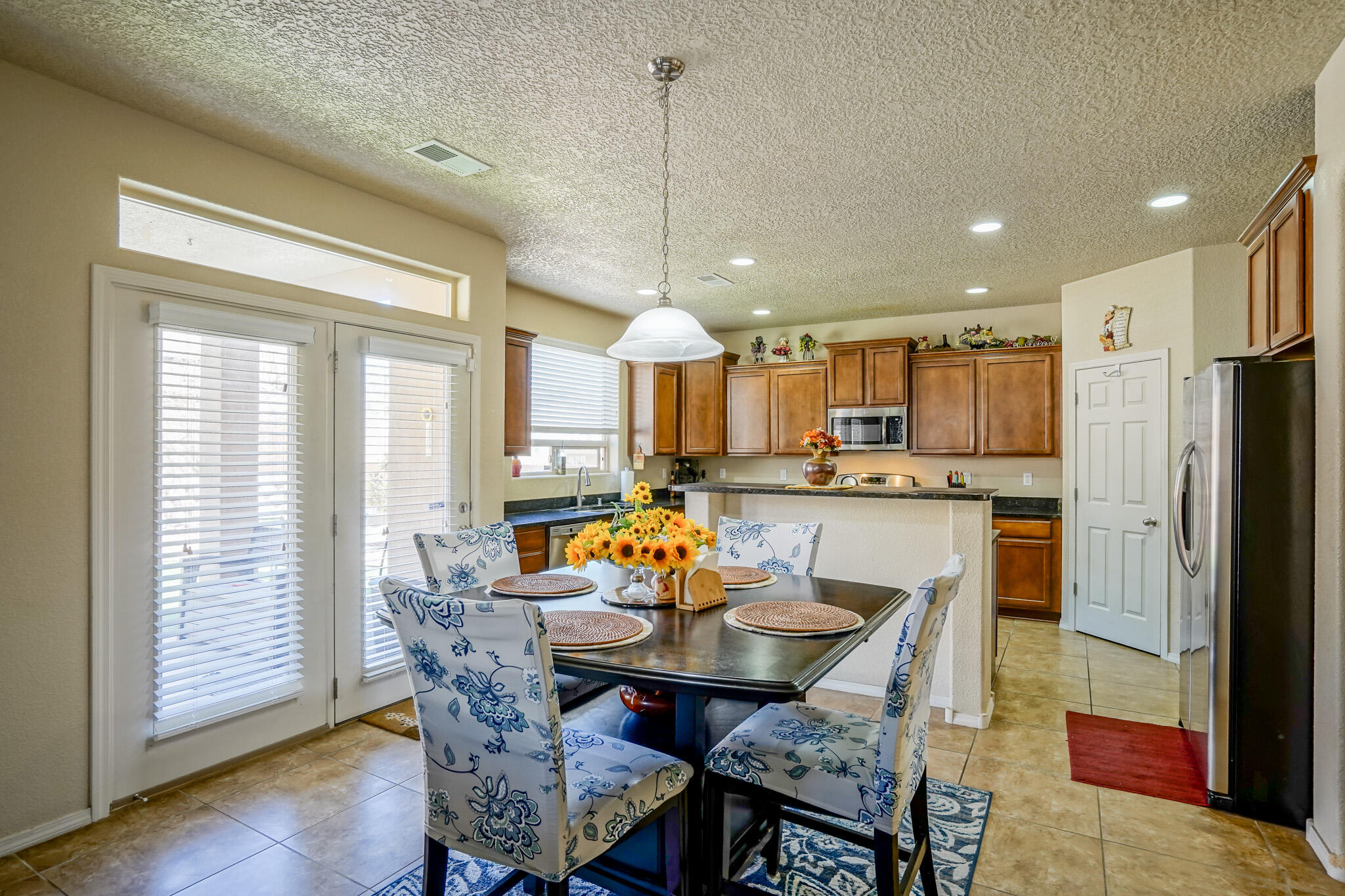 2562 CERRO PARRIDO Road SE