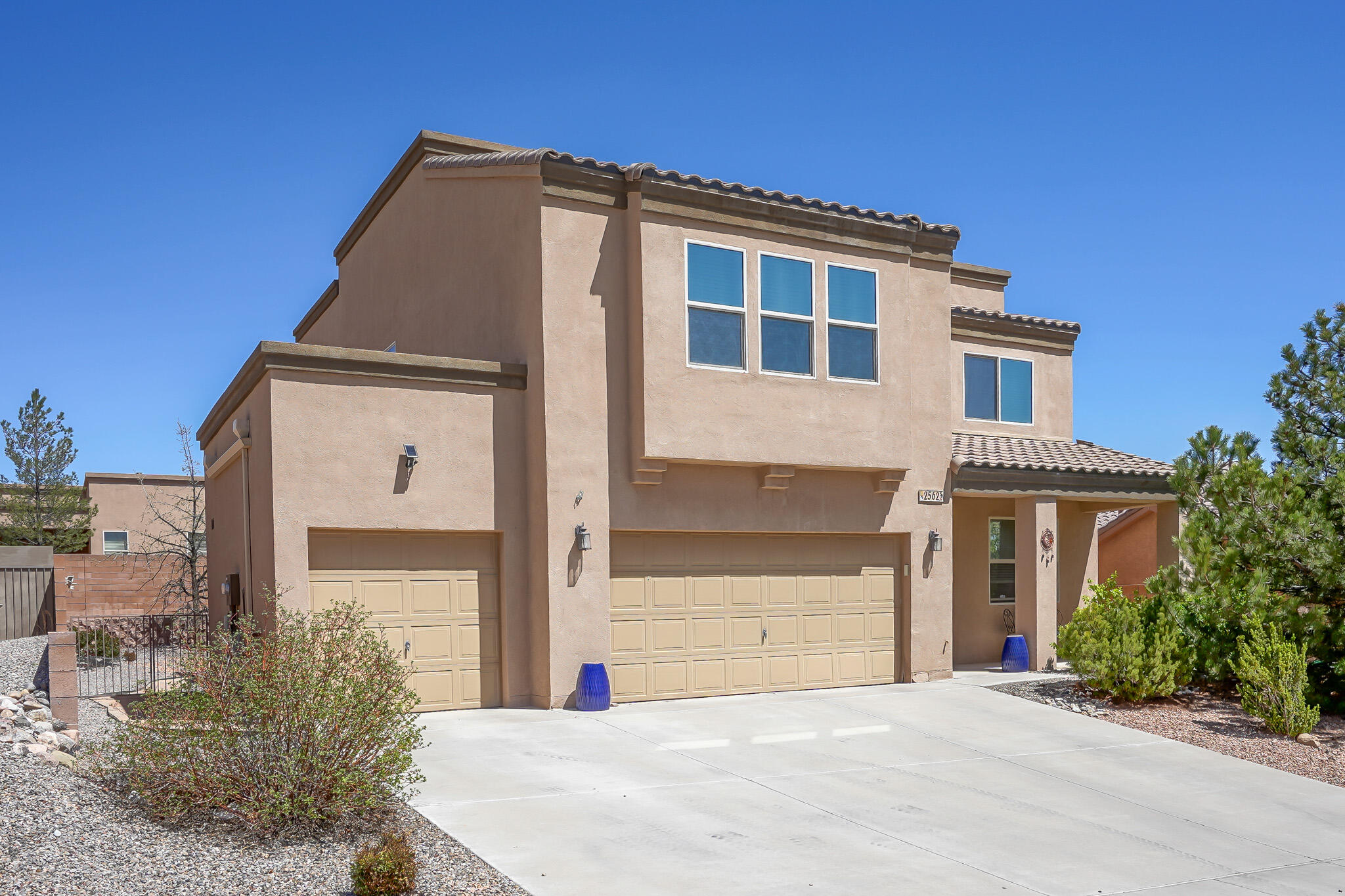 2562 CERRO PARRIDO Road SE