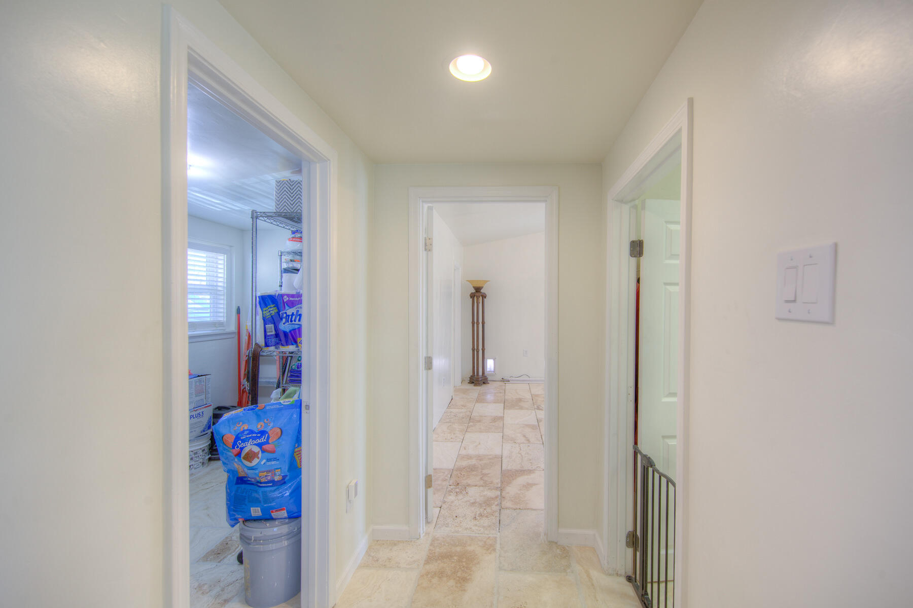 104 CALLE DEL FUEGO NE