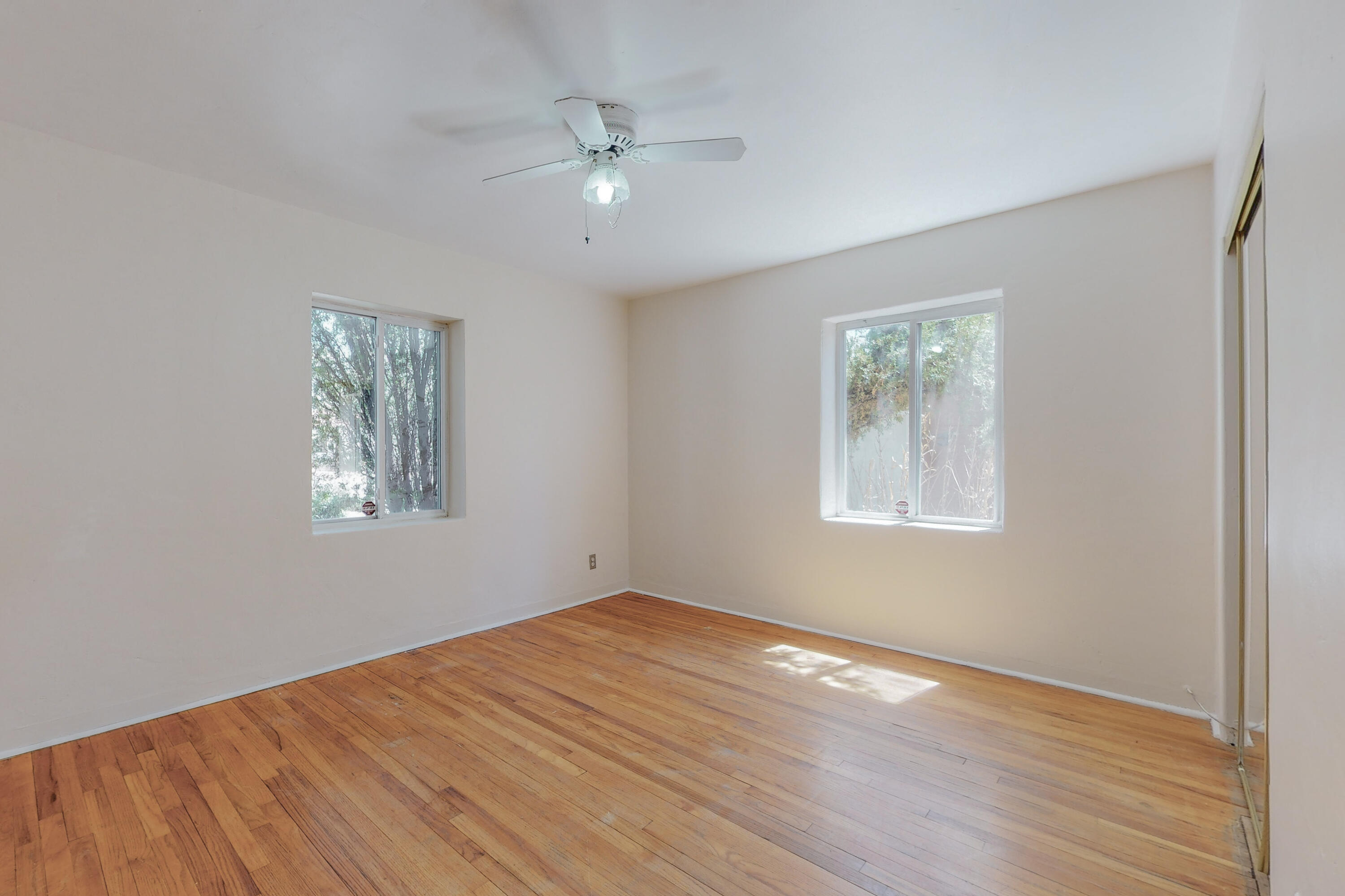 817 CARLISLE Boulevard NE