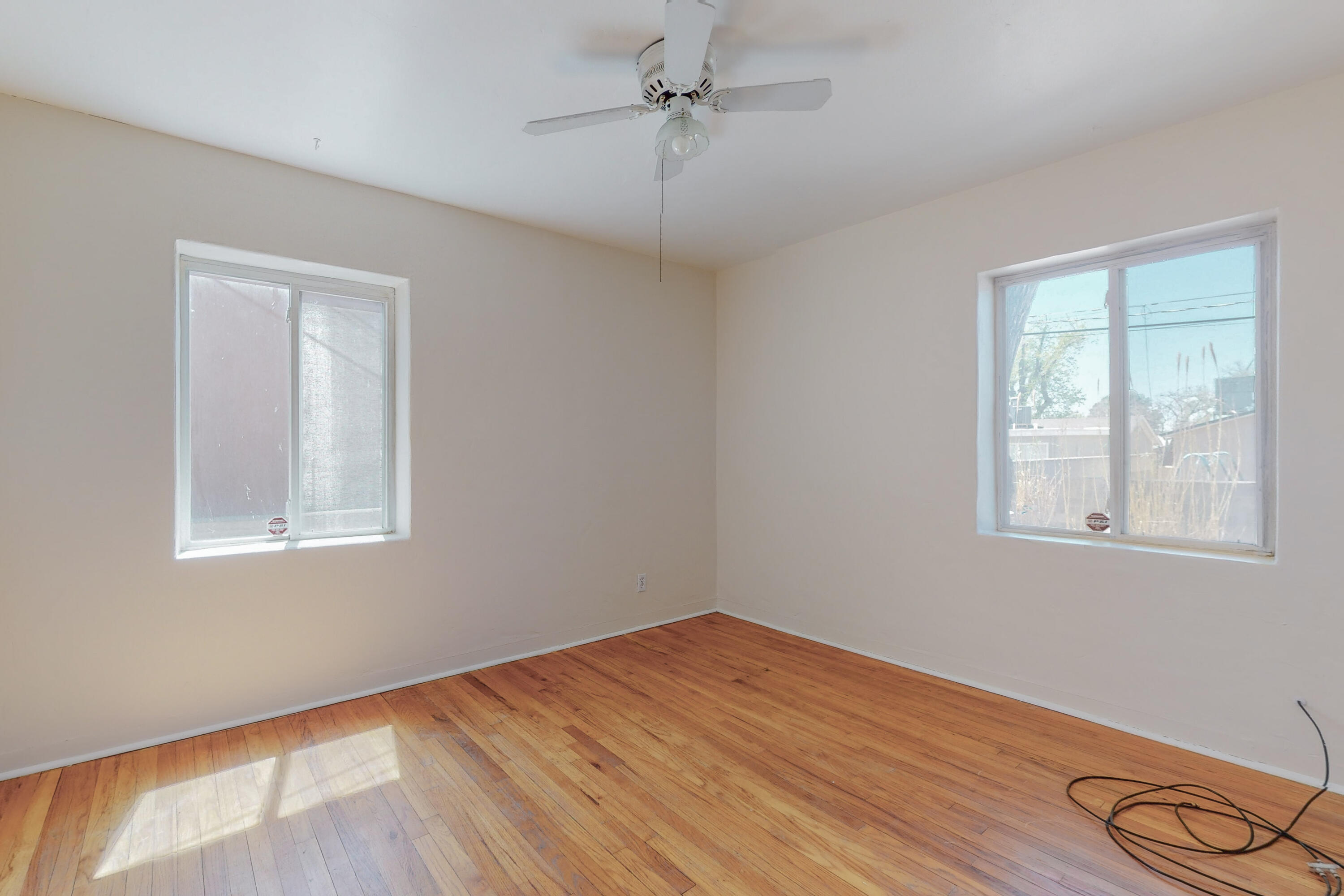 817 CARLISLE Boulevard NE