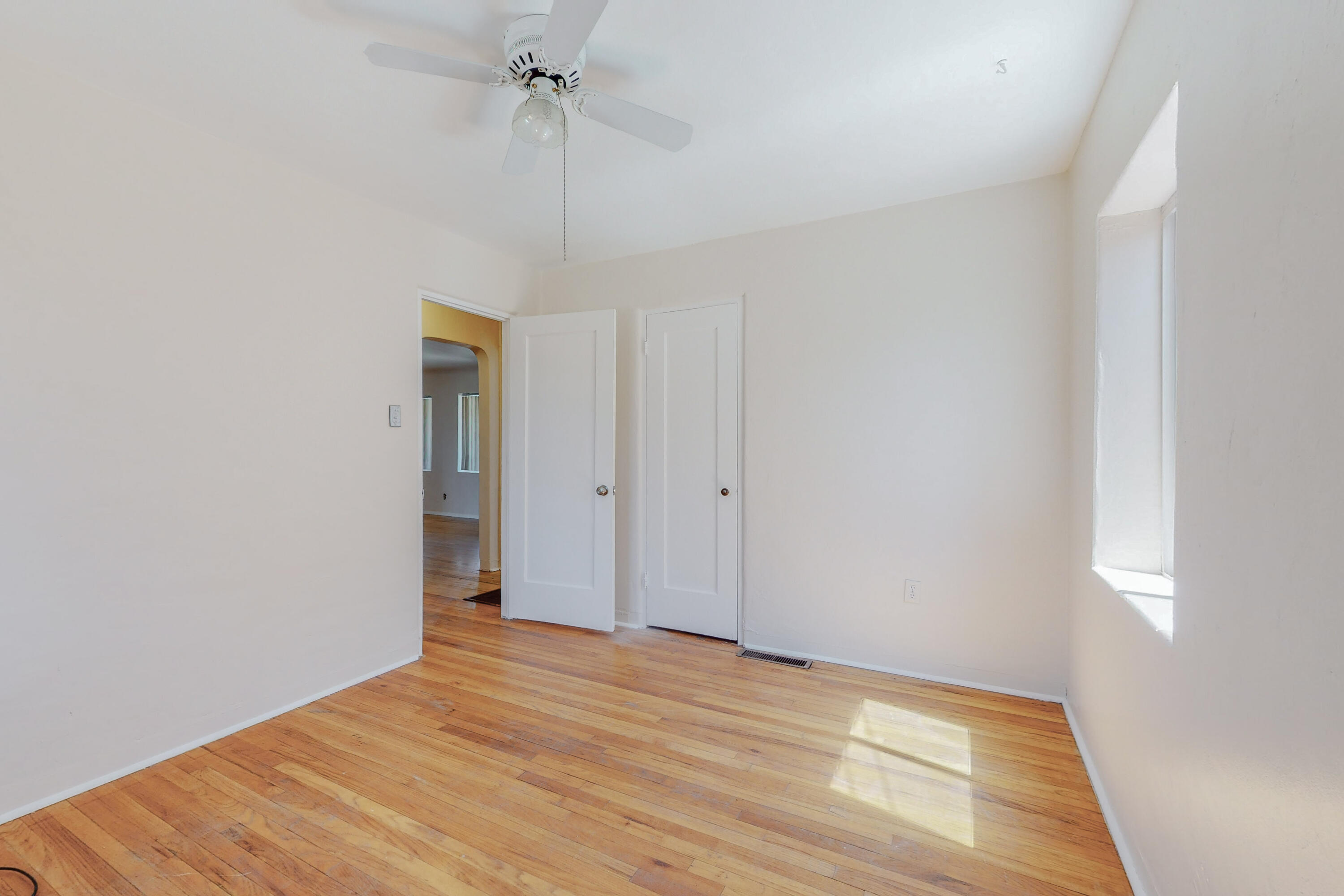 817 CARLISLE Boulevard NE