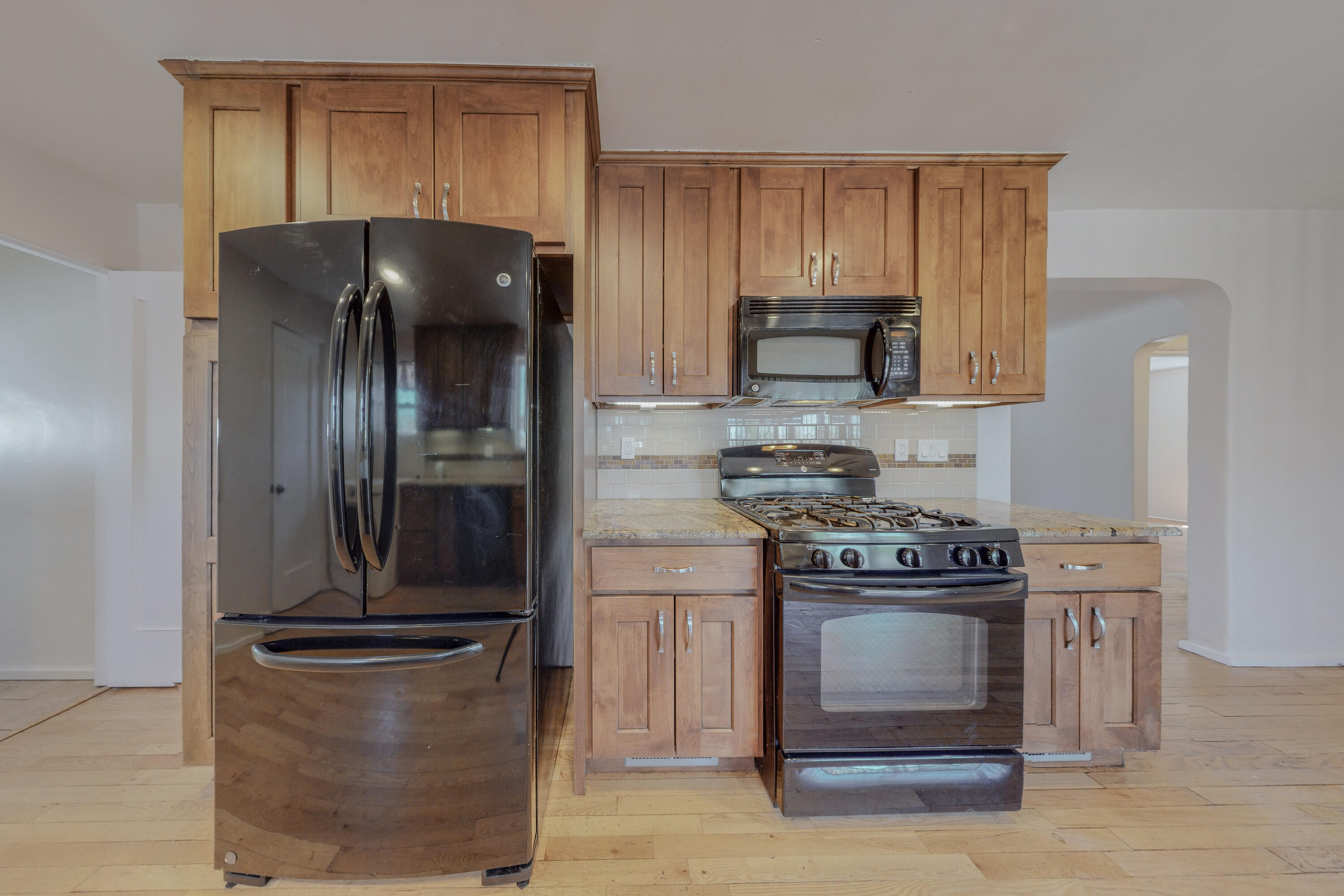817 CARLISLE Boulevard NE