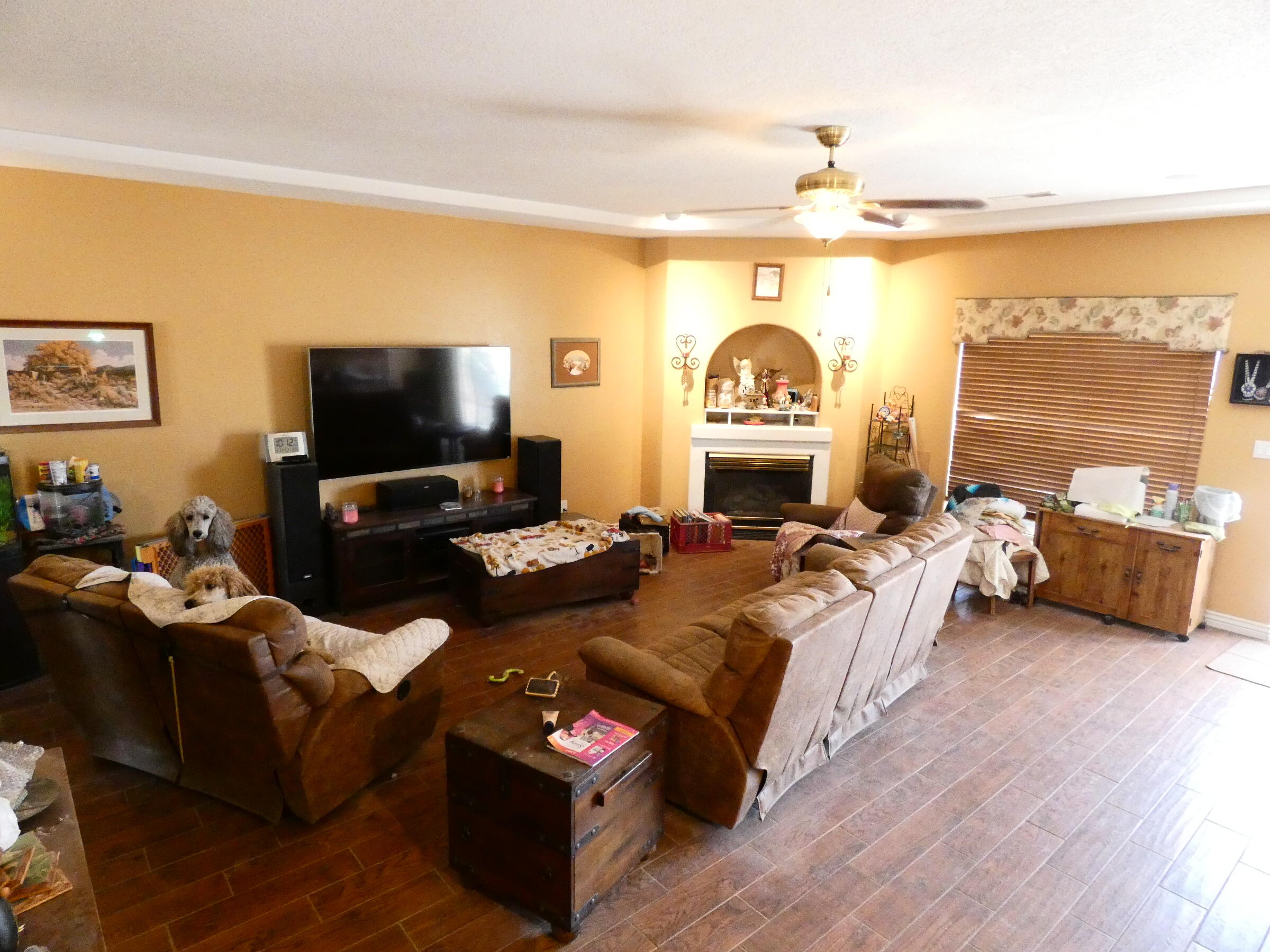 13 La Loma Court