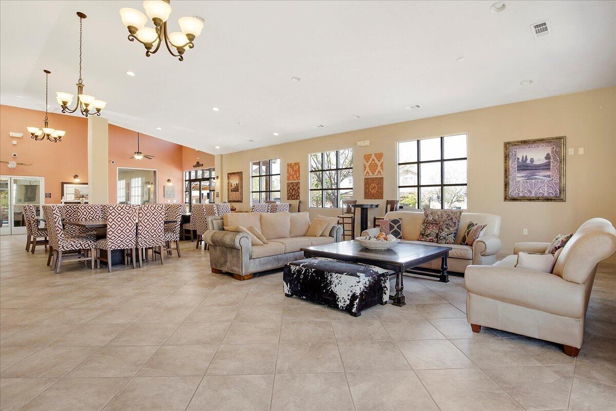 10823 LOBOS CREEK Way NE
