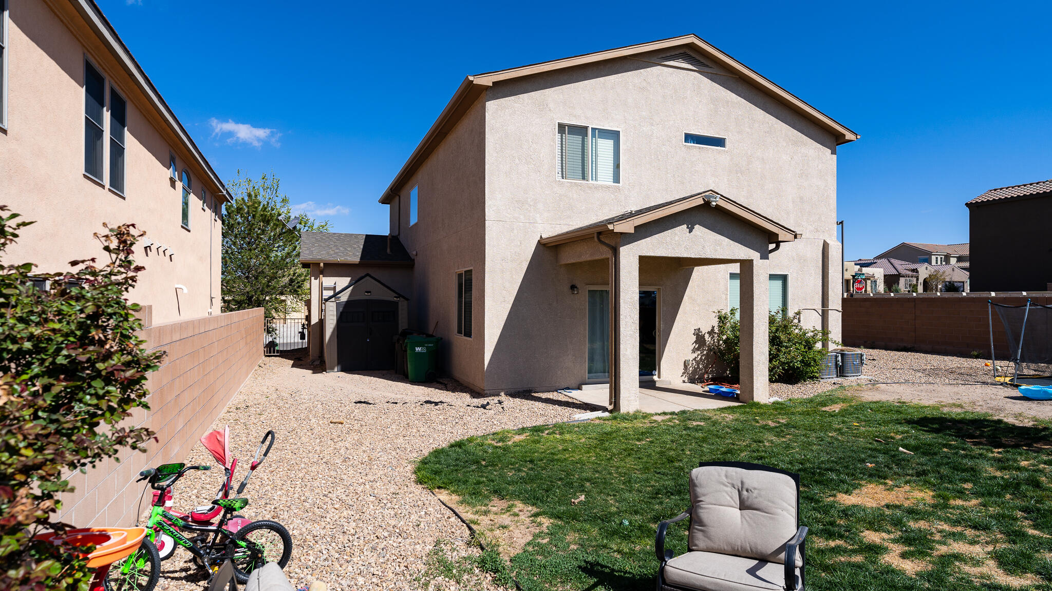 2728 WALSH Loop SE