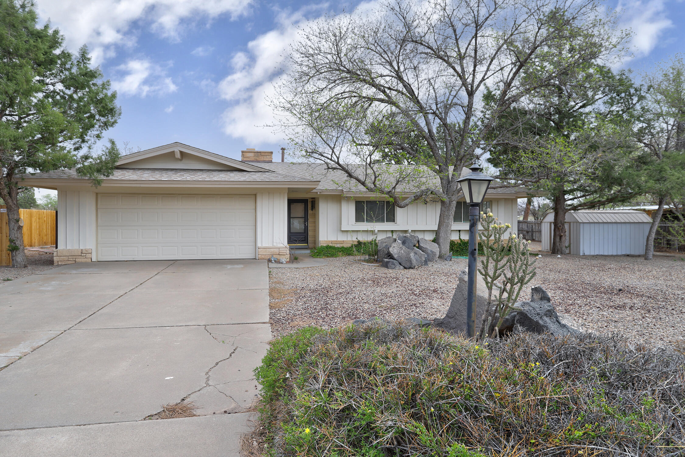 4909 GLOBUS Court NW