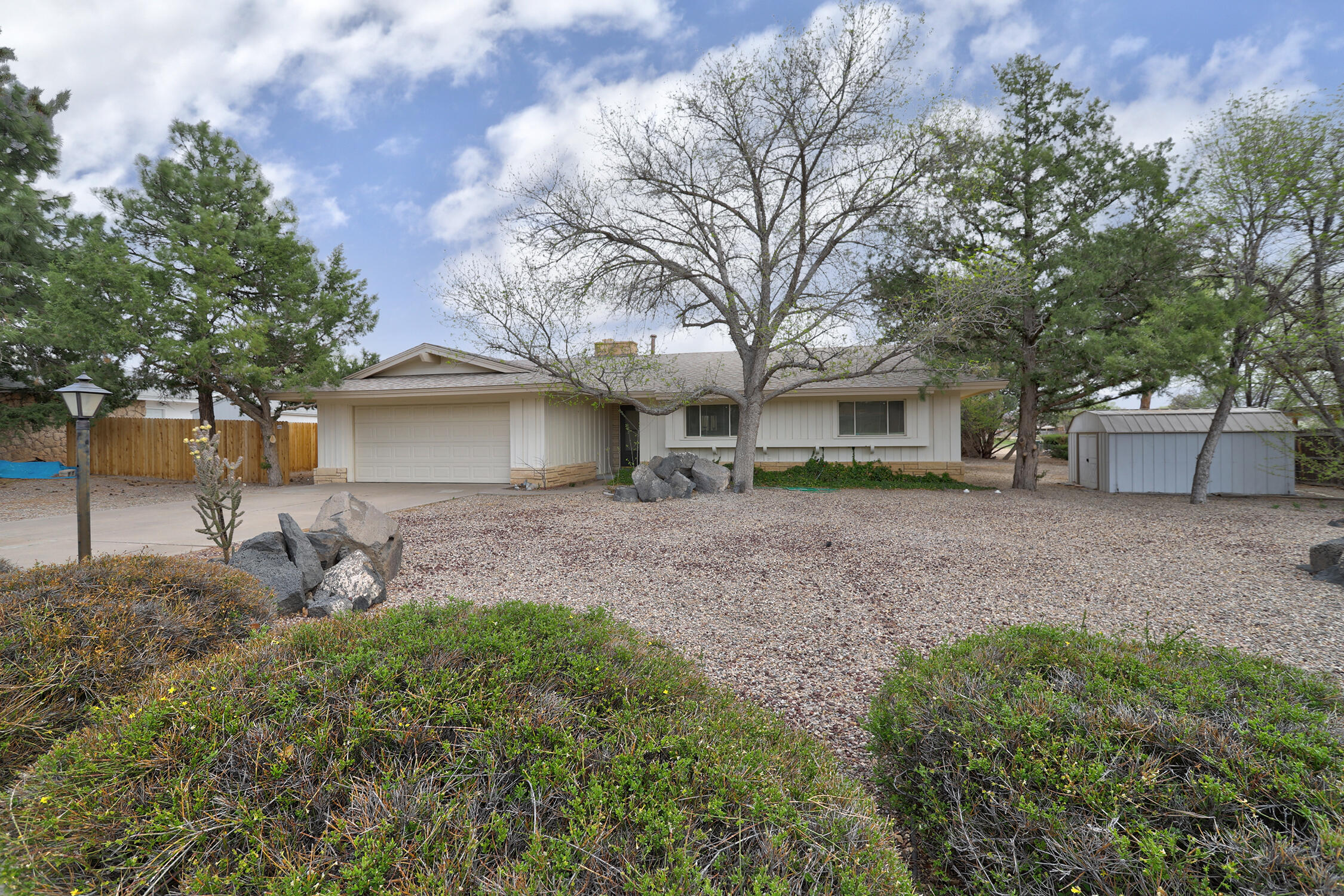 4909 GLOBUS Court NW