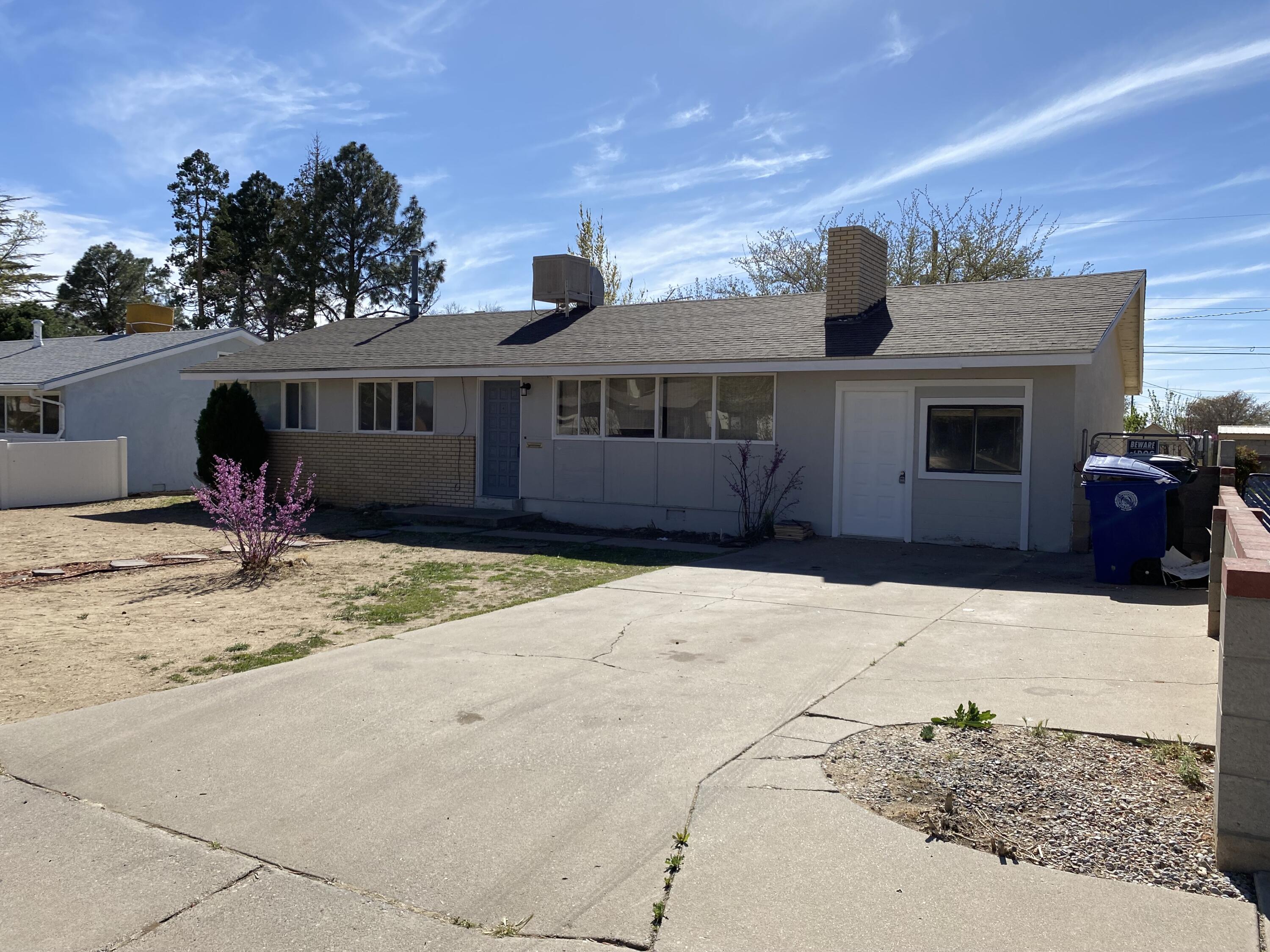 1209 CHILDERS Drive NE