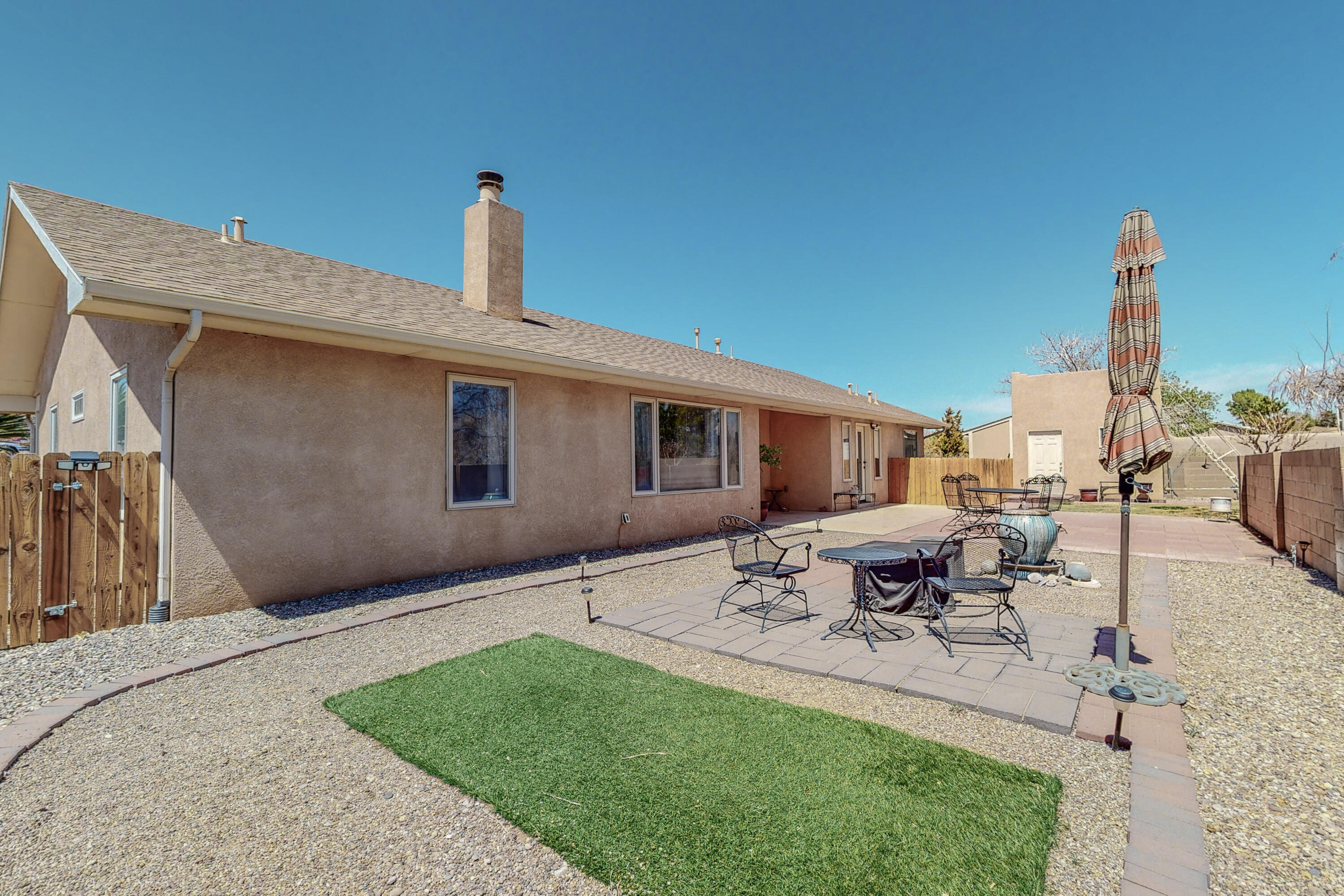 5721 RIO PINOS Road NE