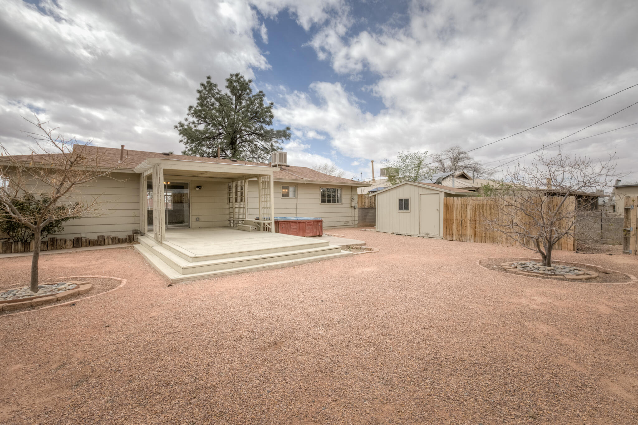 4117 DOUGLAS MACARTHUR Road NE